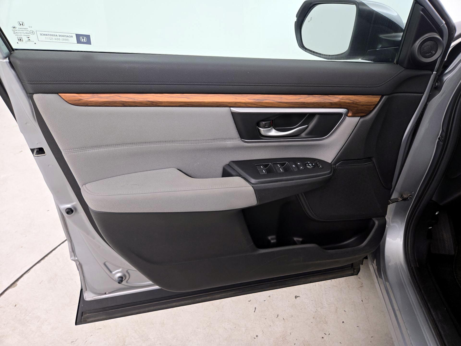 Thumbnail: 2017 Honda CR-V - 12