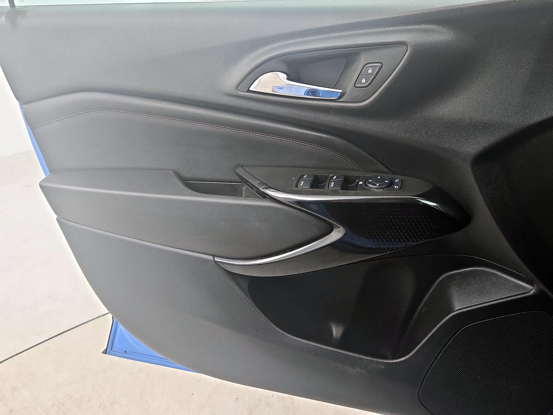 Thumbnail: 2024 Chevrolet Trax - 12