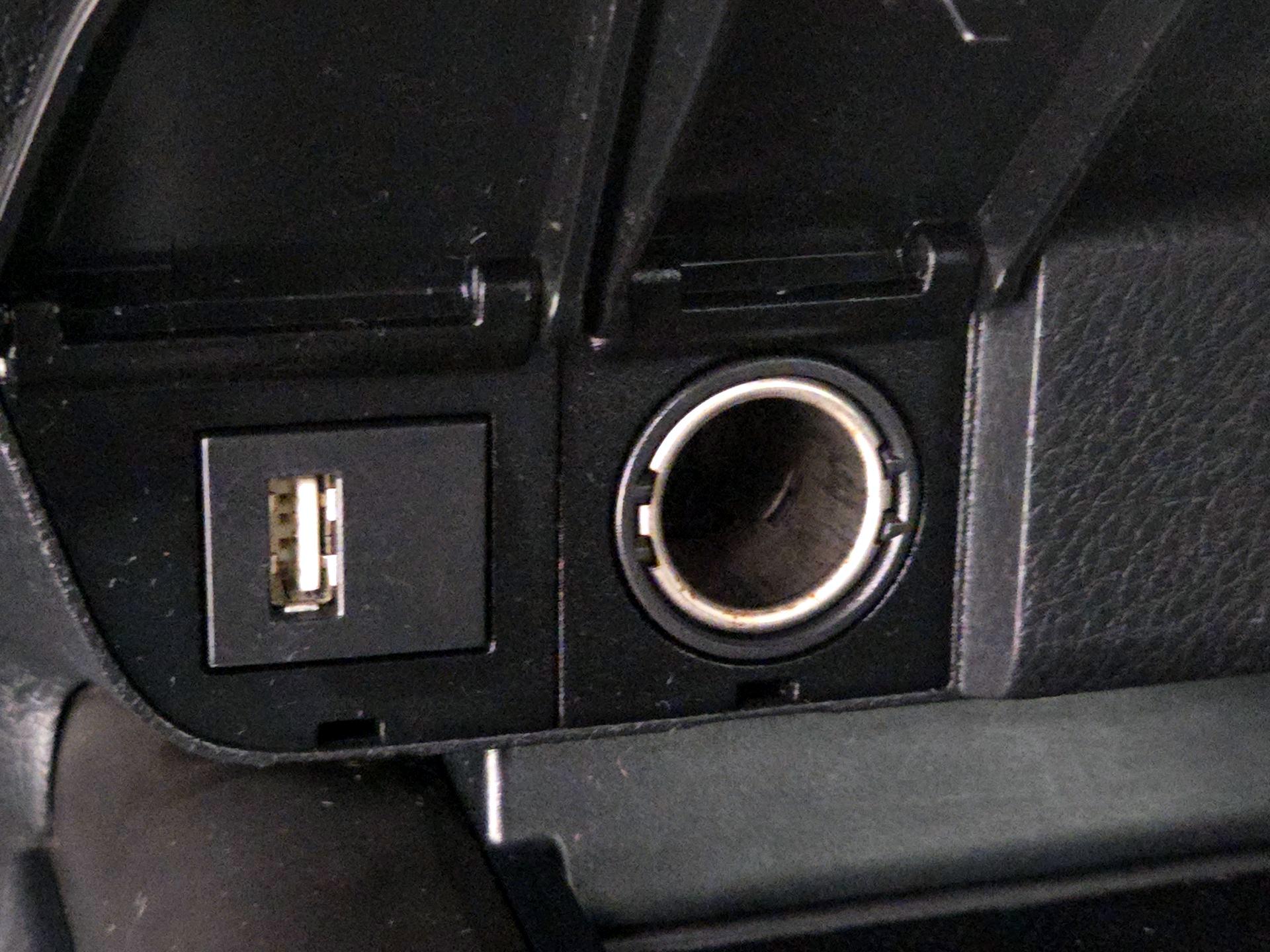 Thumbnail: 2021 Toyota Camry - 18