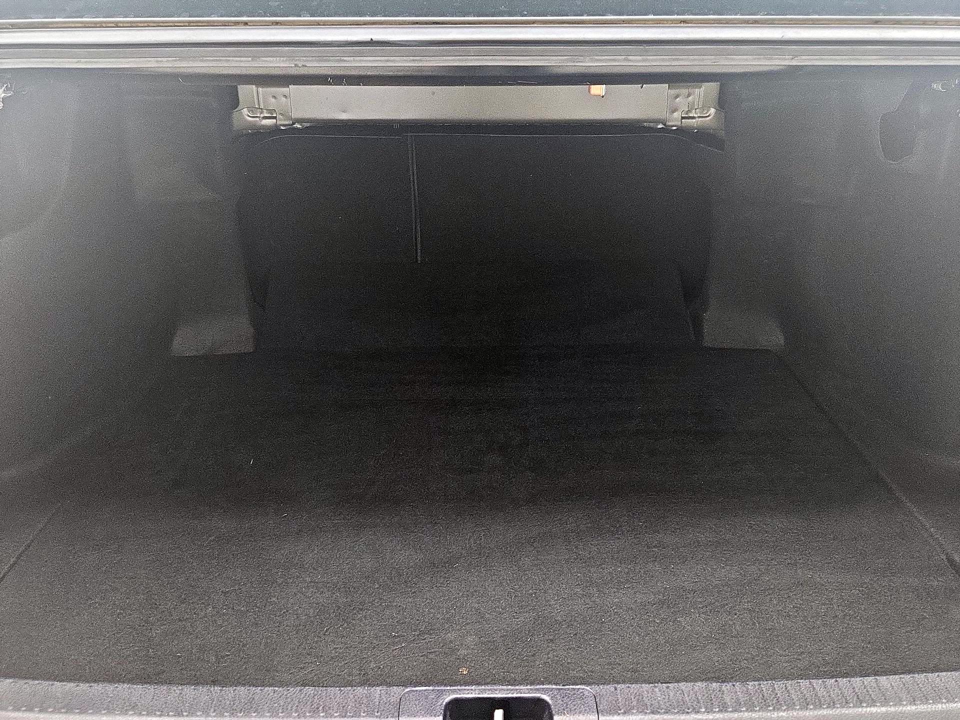 Thumbnail: 2021 Toyota Camry - 20