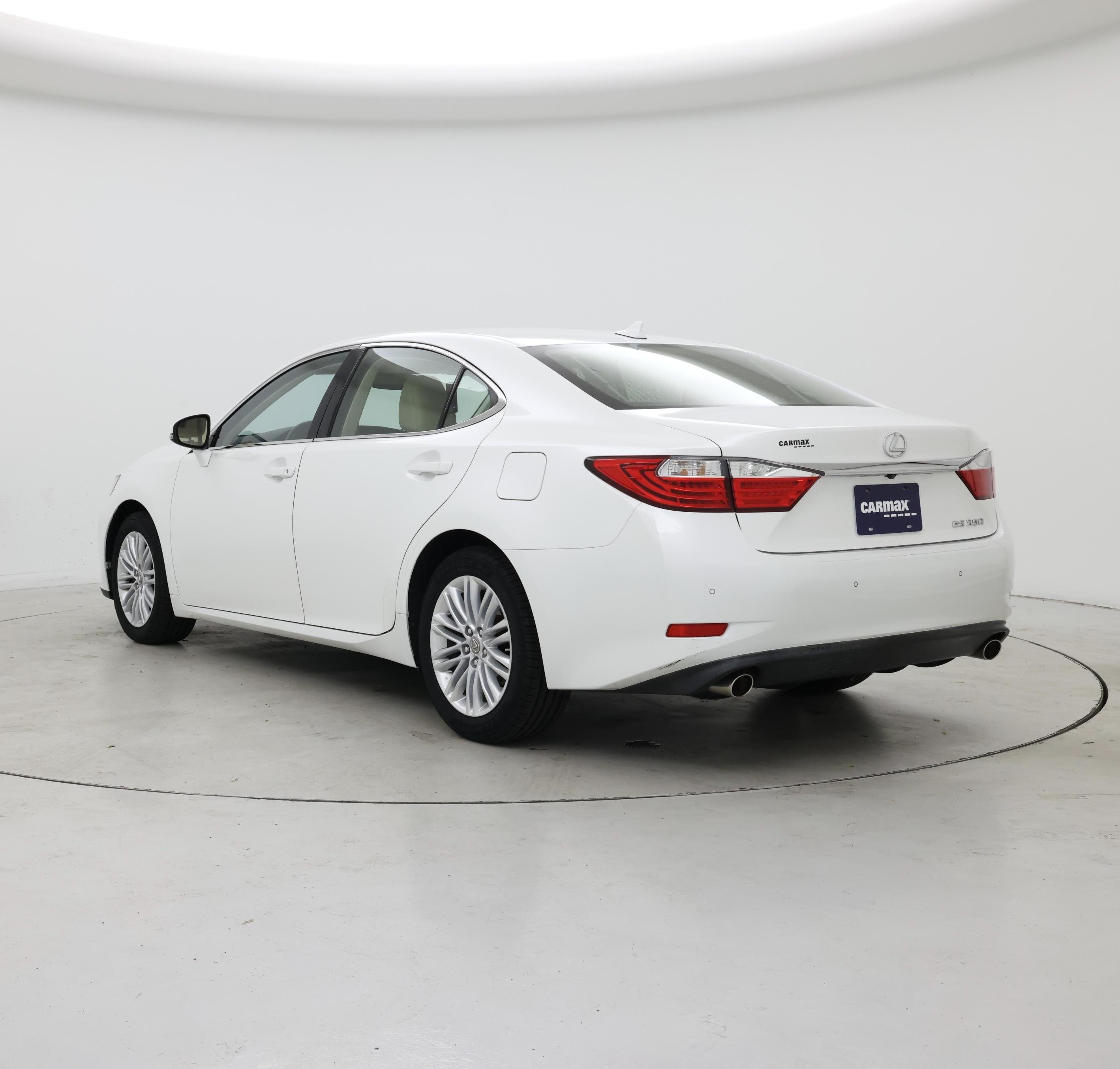 Thumbnail: 2014 Lexus ES - 2