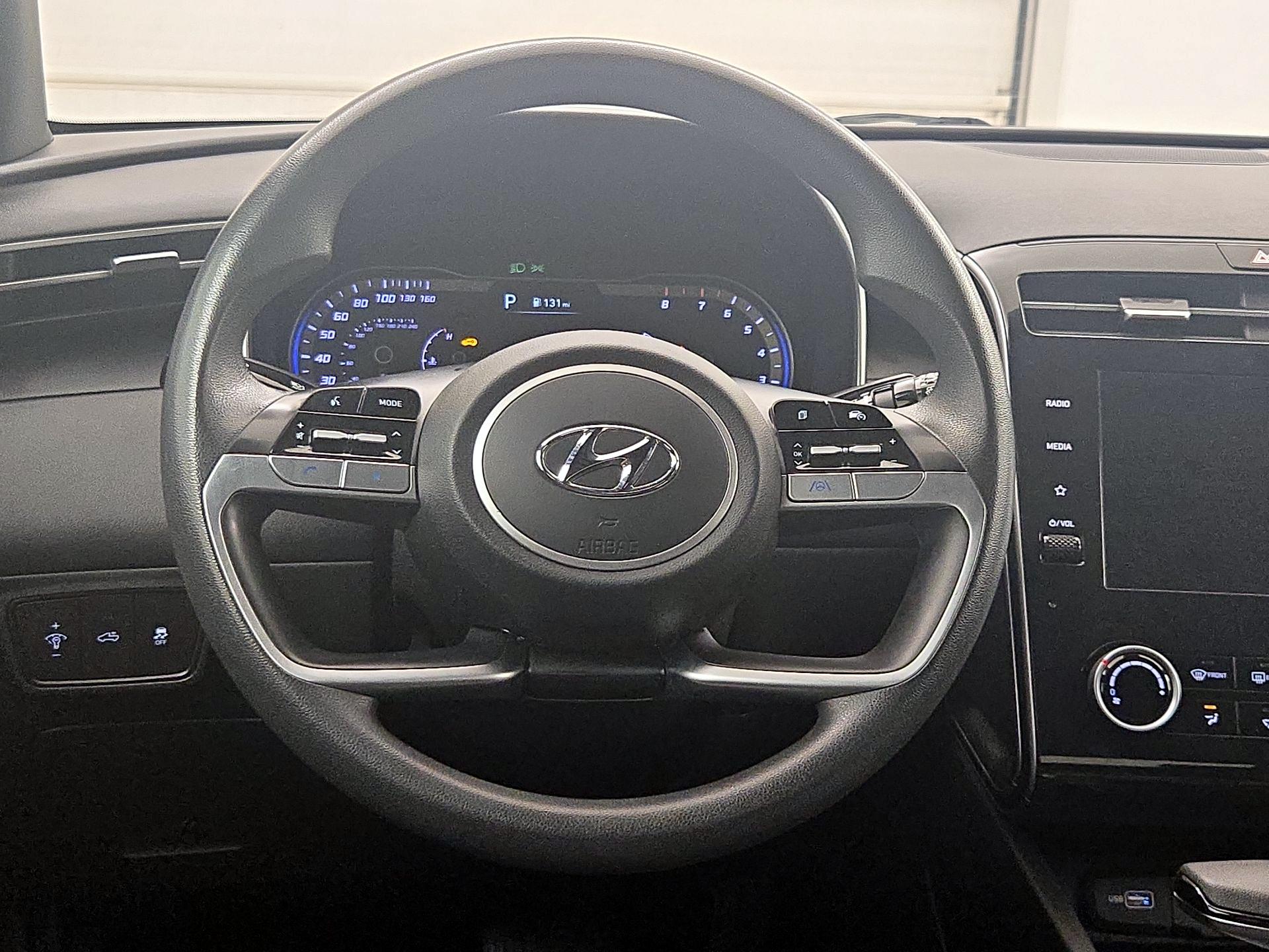 Thumbnail: 2023 Hyundai Santa Cruz - 10