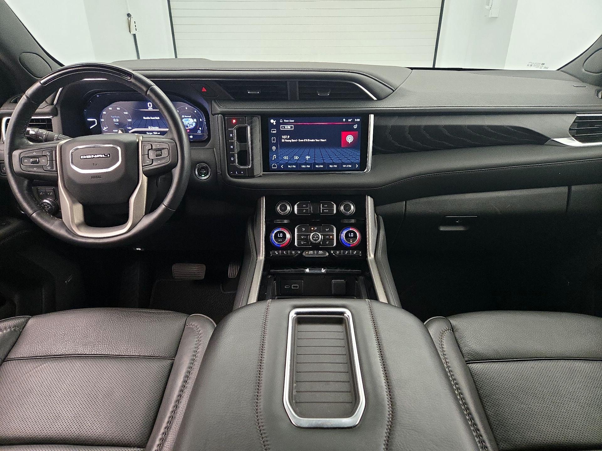 Thumbnail: 2023 GMC Yukon XL - 9