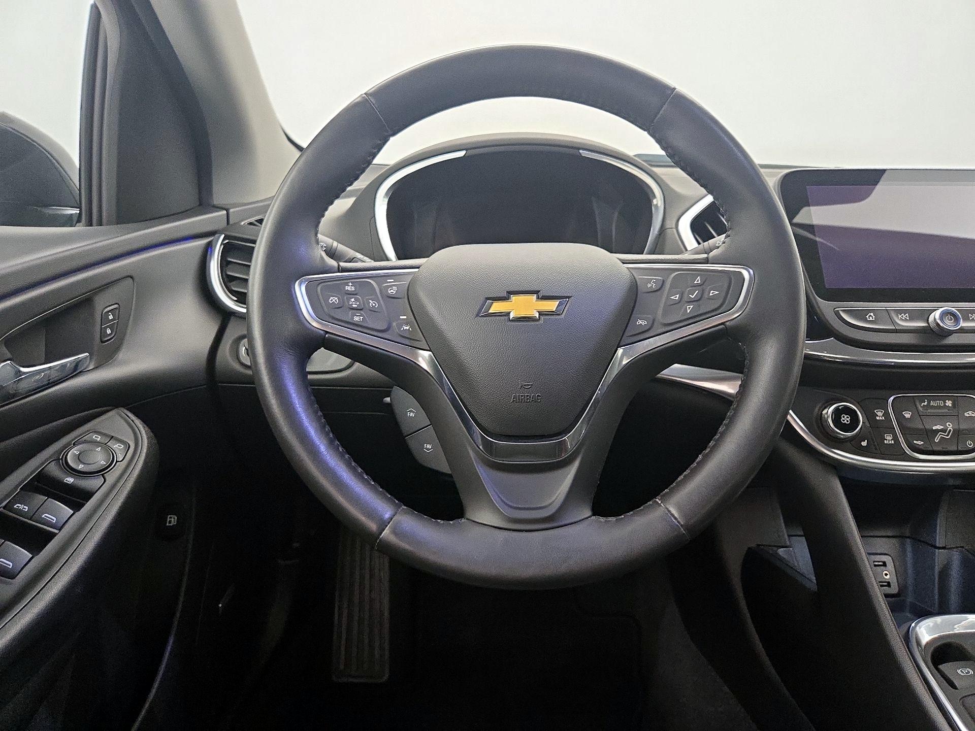 Thumbnail: 2017 Chevrolet Volt - 10