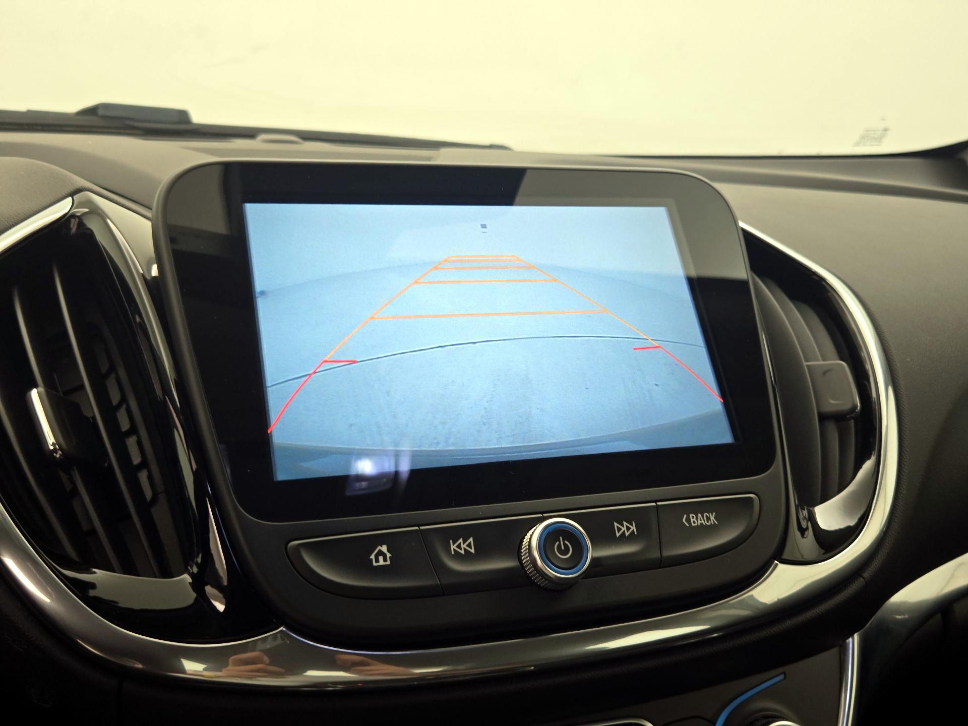 Thumbnail: 2017 Chevrolet Volt - 14