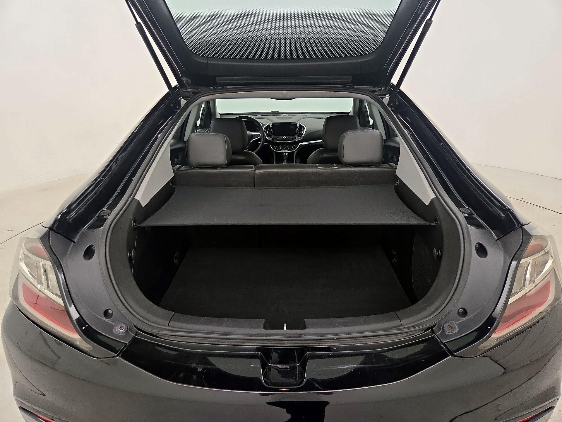 Thumbnail: 2017 Chevrolet Volt - 20