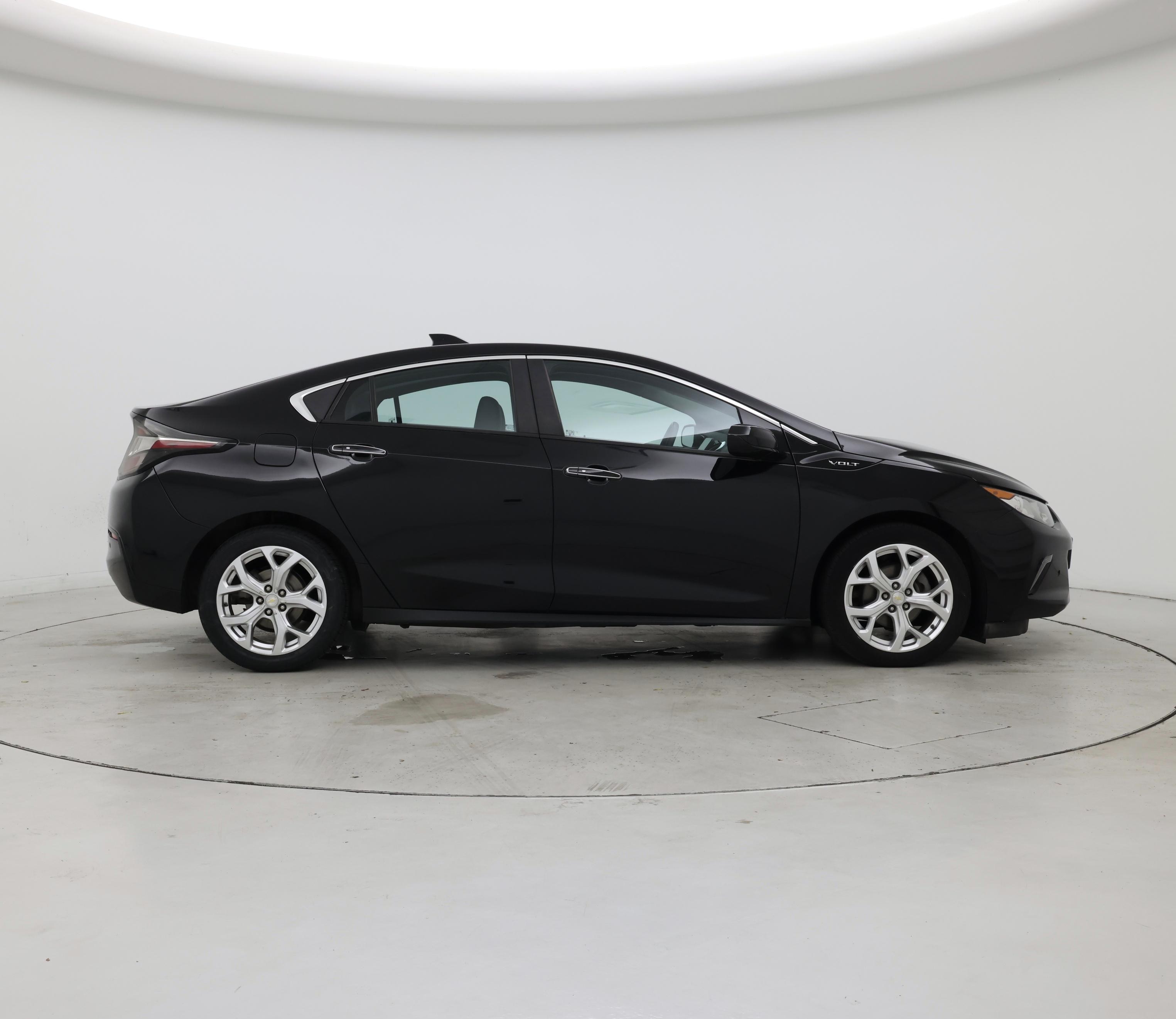 Thumbnail: 2017 Chevrolet Volt - 7