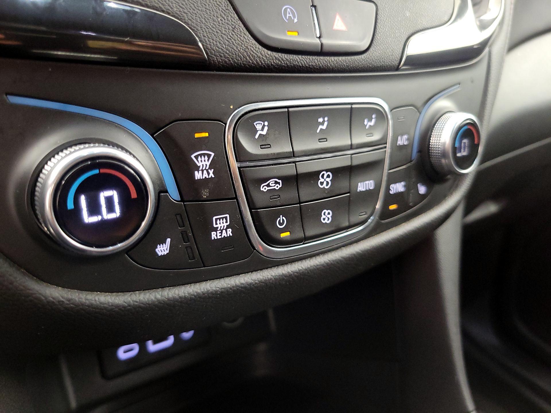 Thumbnail: 2023 Chevrolet Equinox - 16