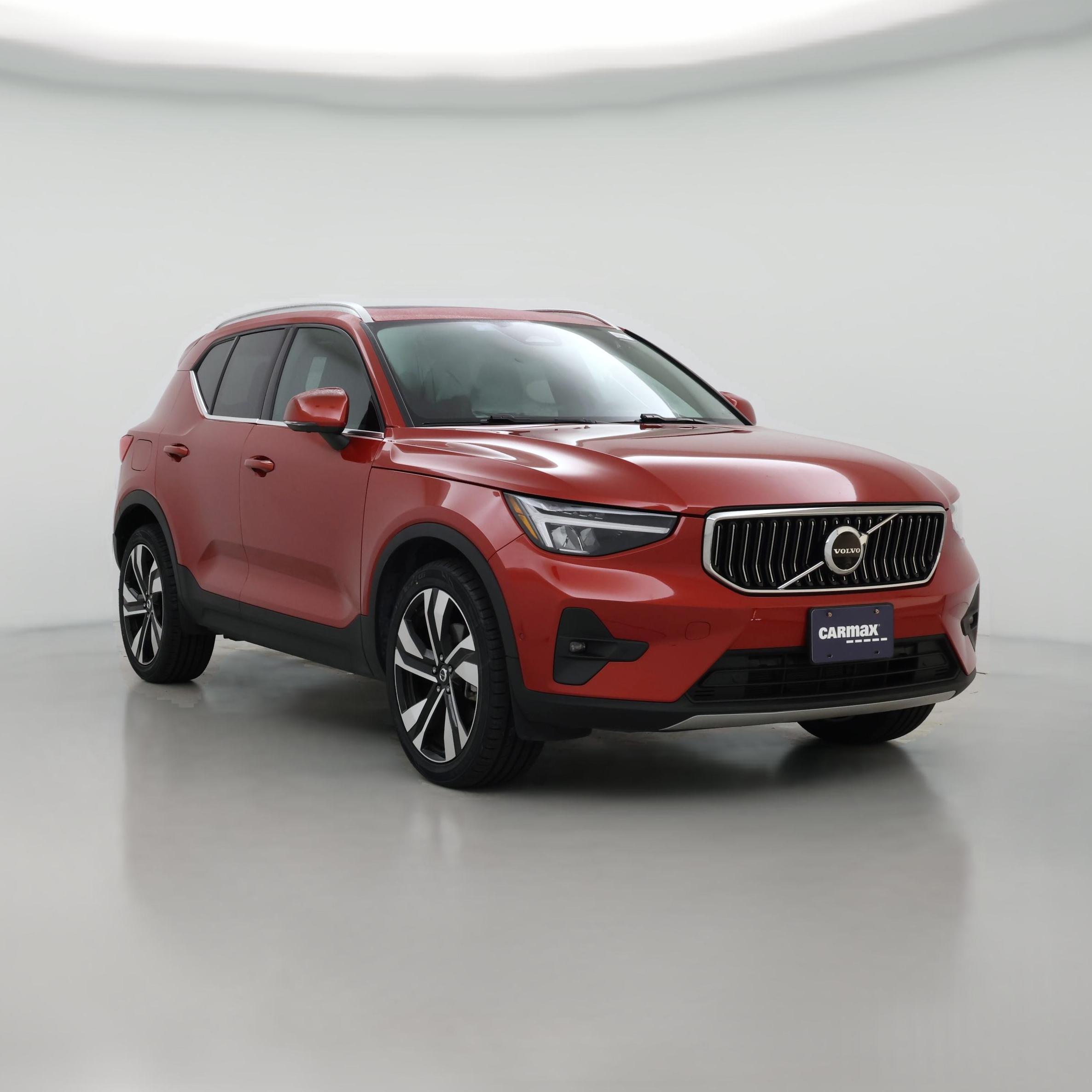 Thumbnail: 2023 Volvo XC40 - 1