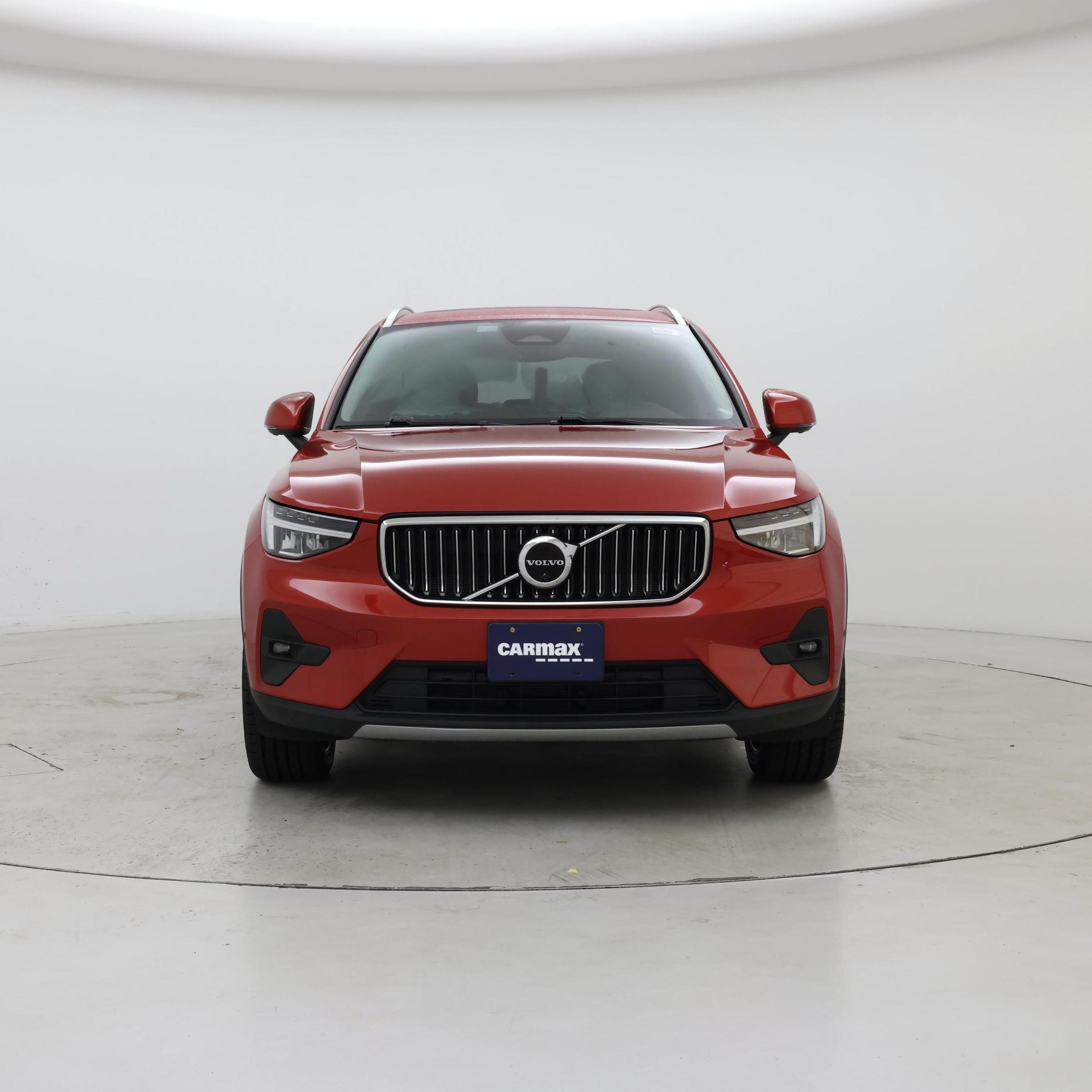 Thumbnail: 2023 Volvo XC40 - 5