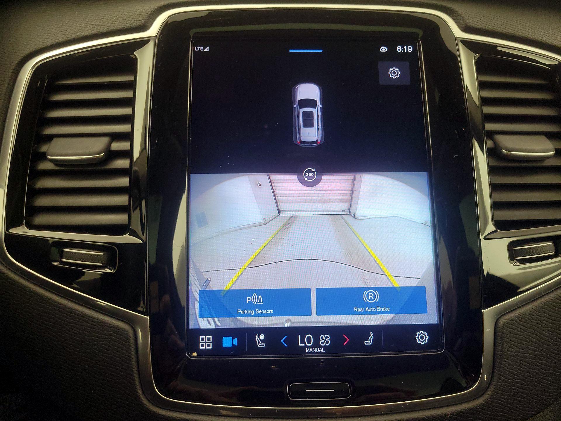 Thumbnail: 2023 Volvo XC90 - 15