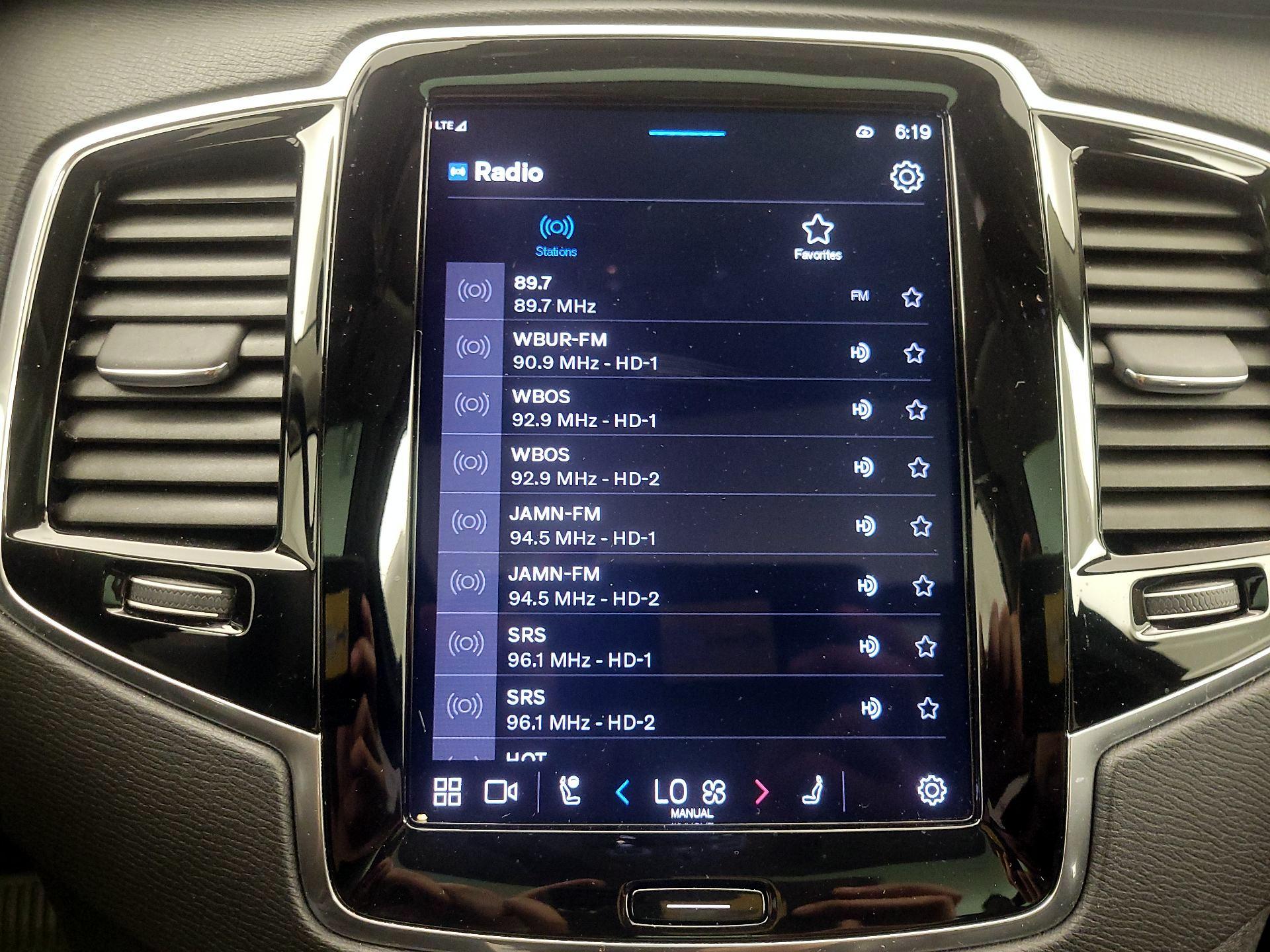 Thumbnail: 2023 Volvo XC90 - 16