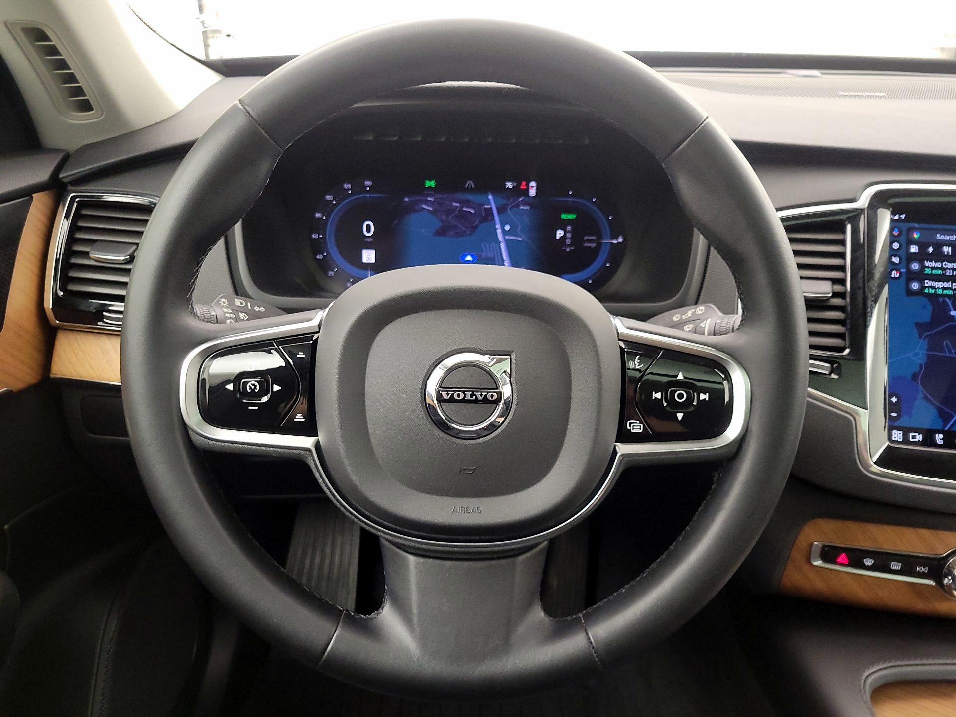 Thumbnail: 2023 Volvo XC90 - 10