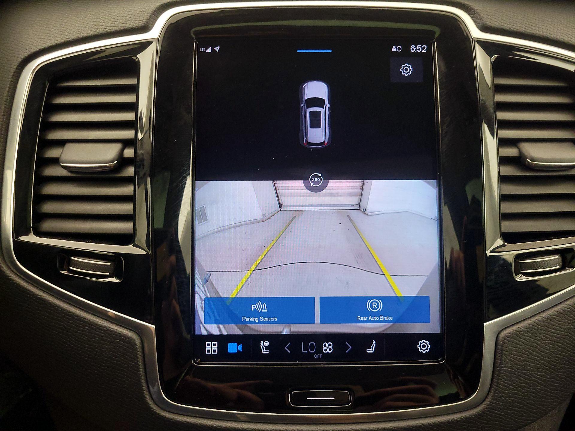 Thumbnail: 2023 Volvo XC90 - 15