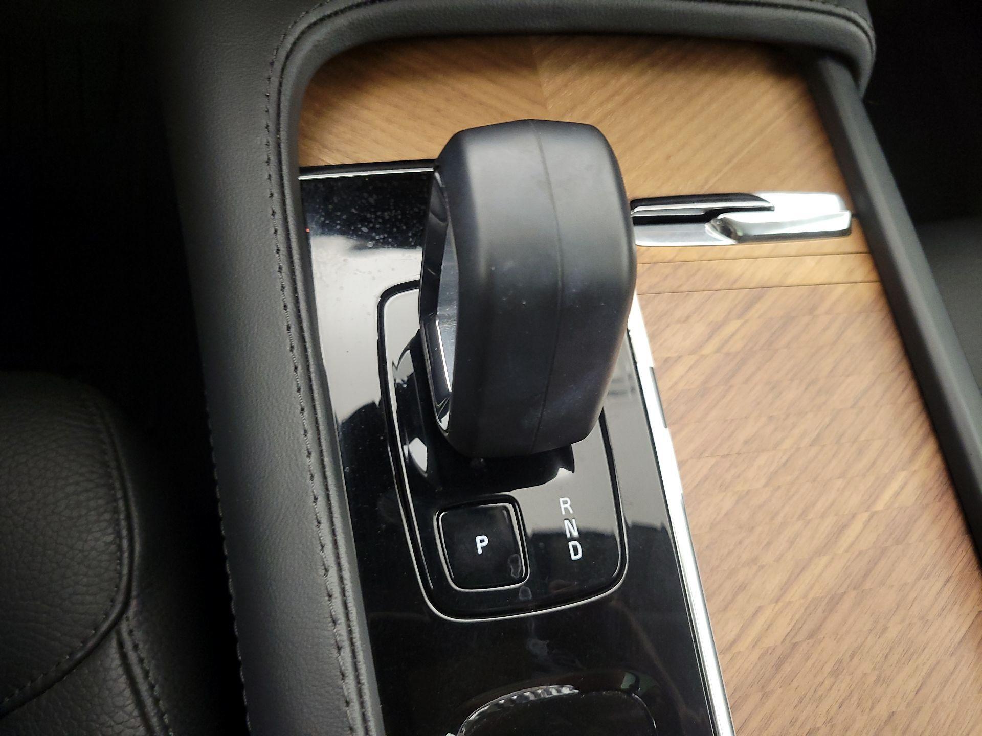 Thumbnail: 2023 Volvo XC90 - 18