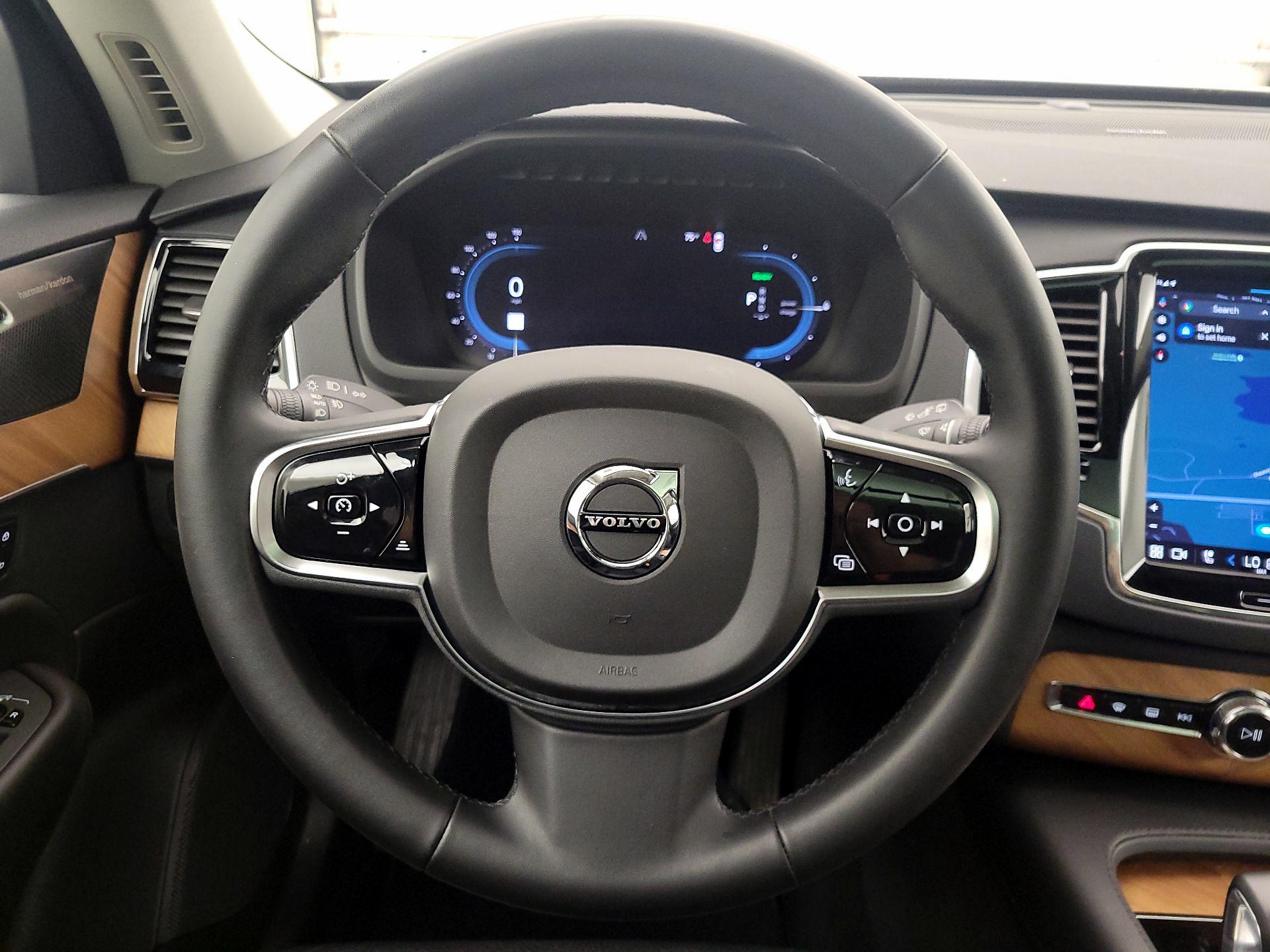 Thumbnail: 2023 Volvo XC90 - 10