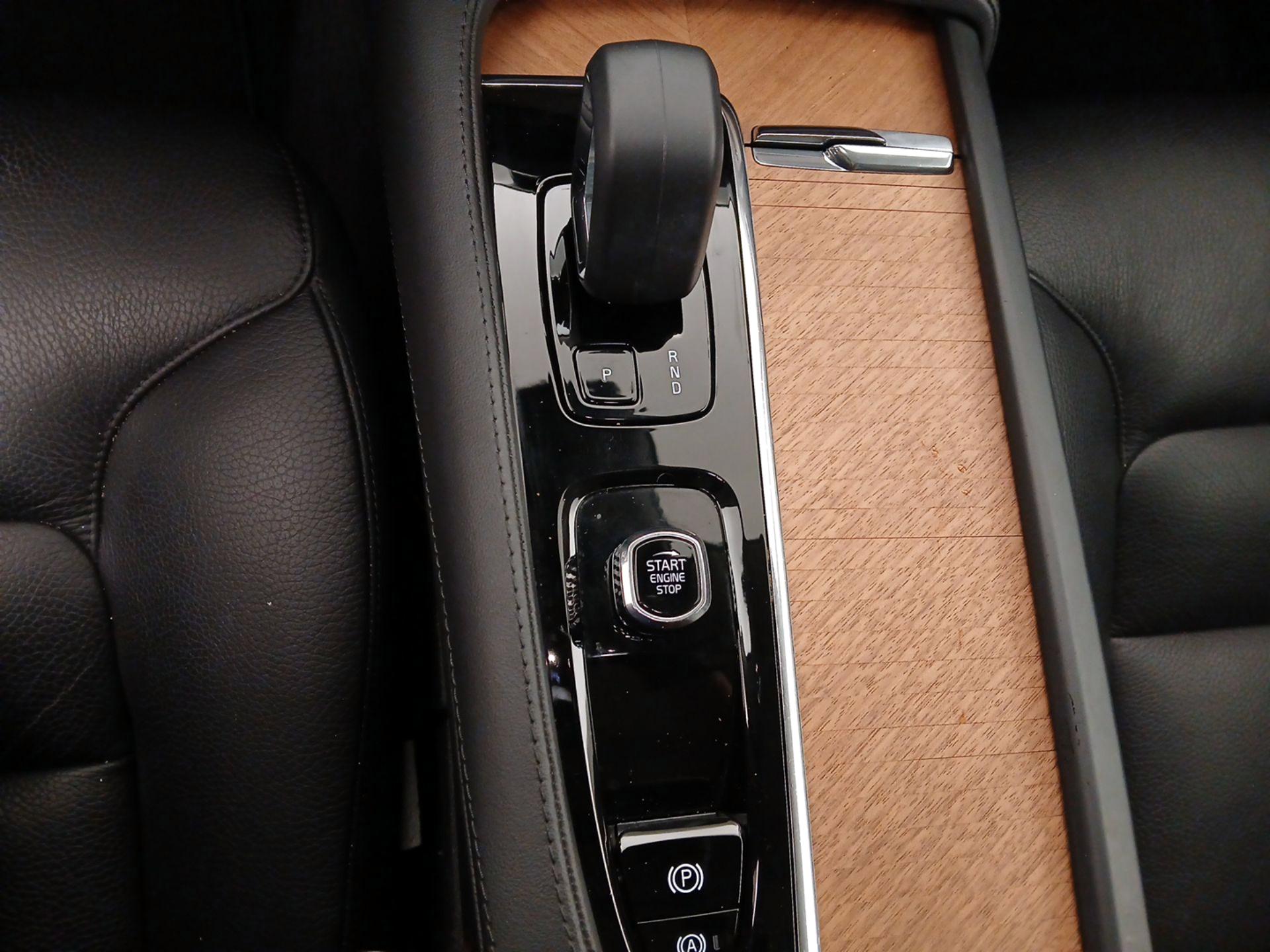 Thumbnail: 2023 Volvo XC90 - 17