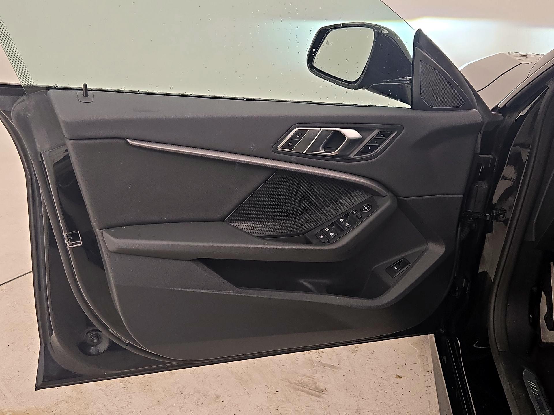 Thumbnail: 2021 BMW 2 Series - 12