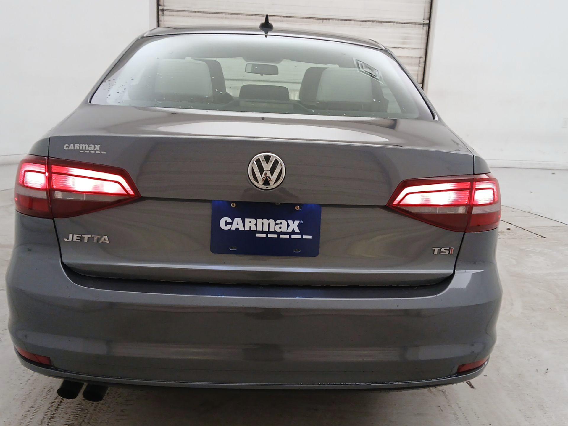 Thumbnail: 2016 Volkswagen Jetta - 6