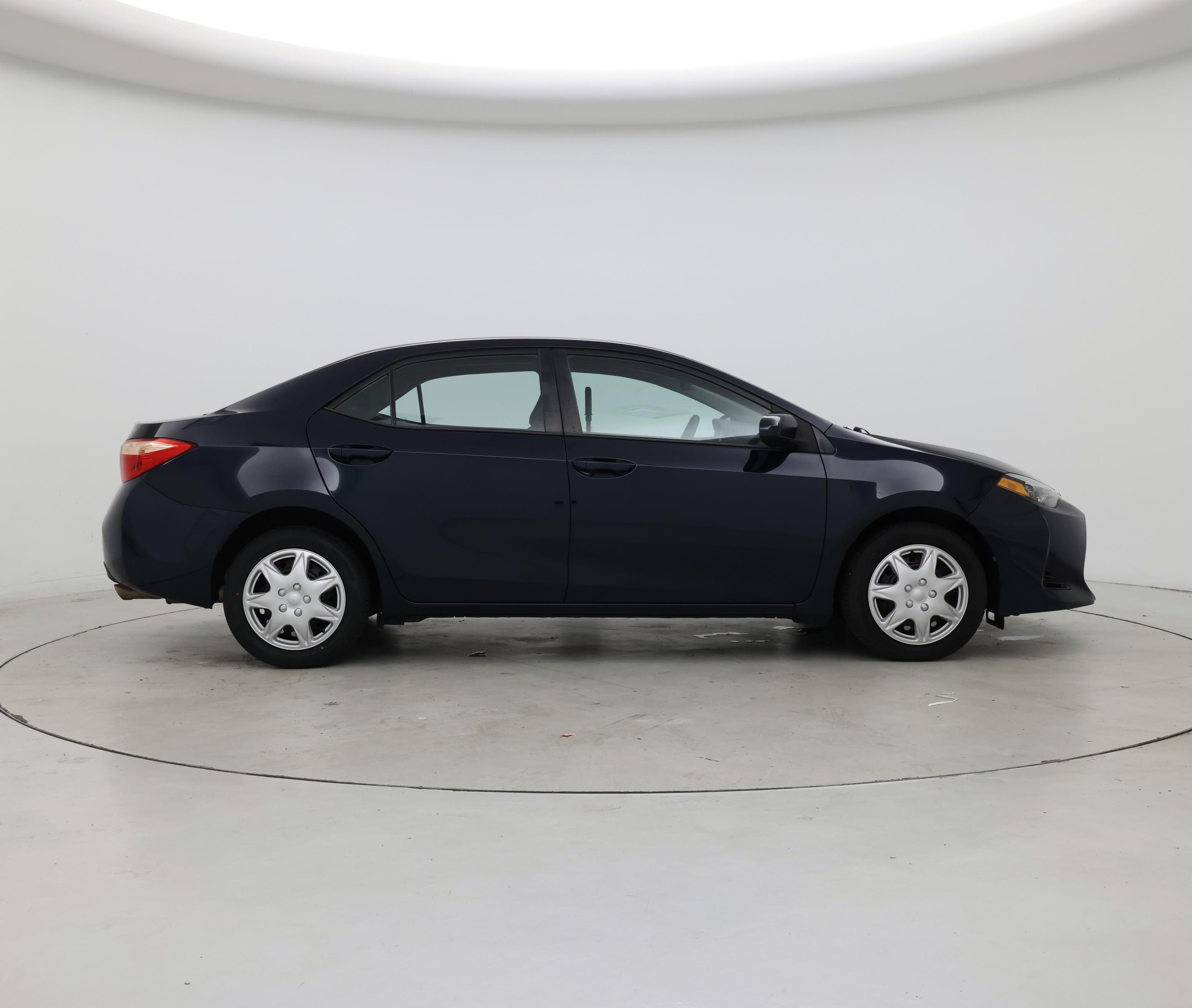 Thumbnail: 2018 Toyota Corolla - 7