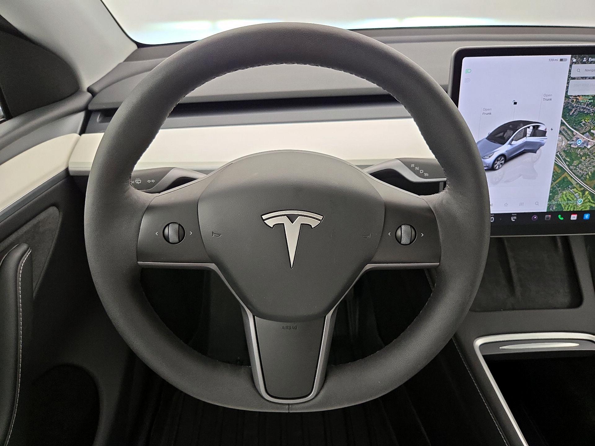 Thumbnail: 2024 Tesla Model Y - 10
