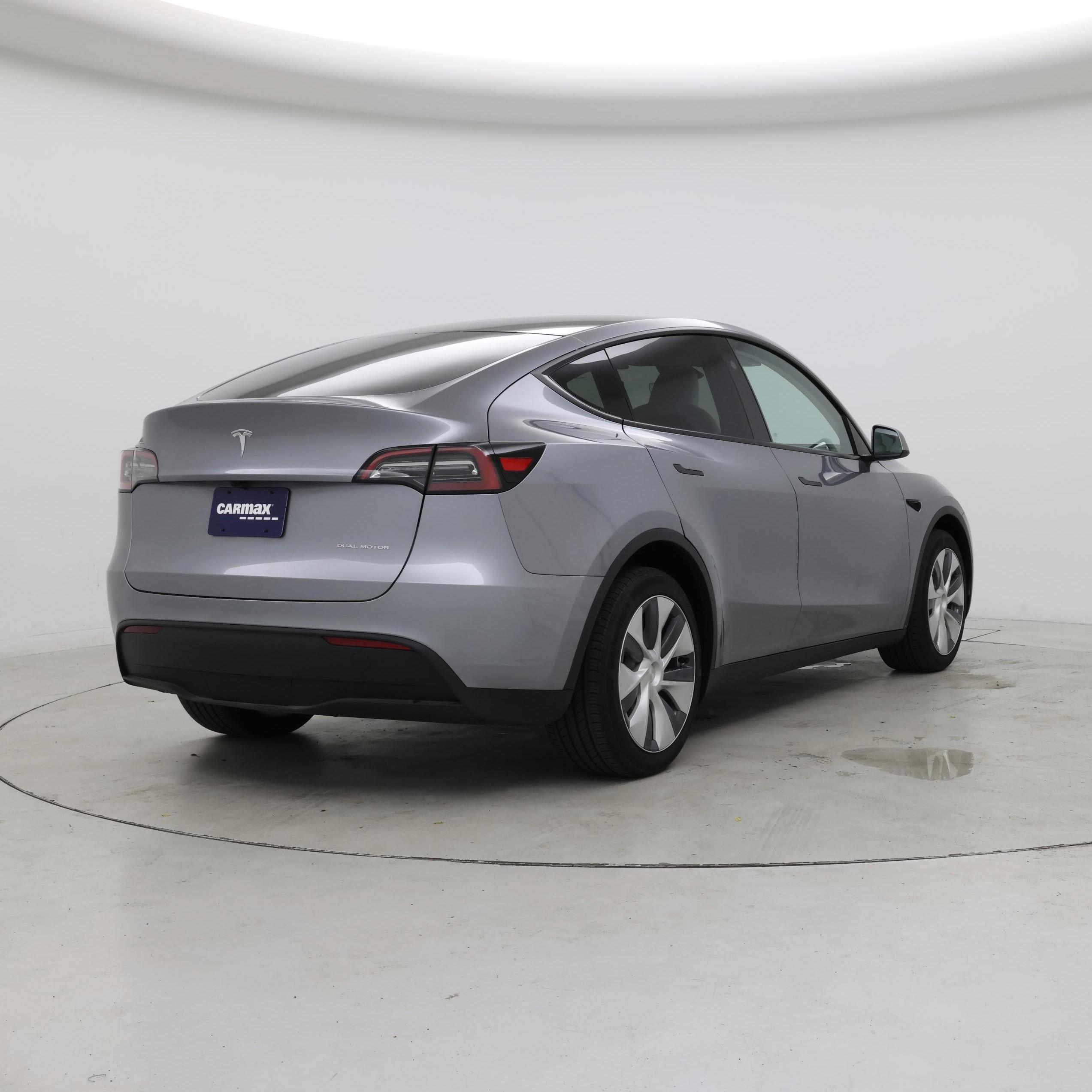 Thumbnail: 2024 Tesla Model Y - 8