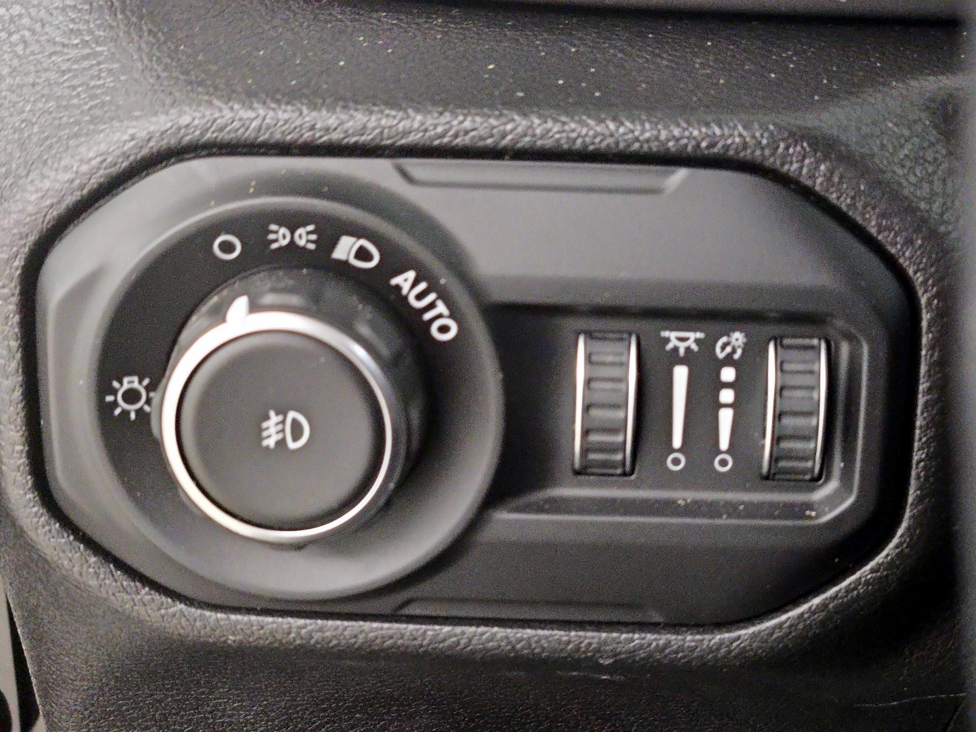 Thumbnail: 2022 Jeep Wrangler - 13
