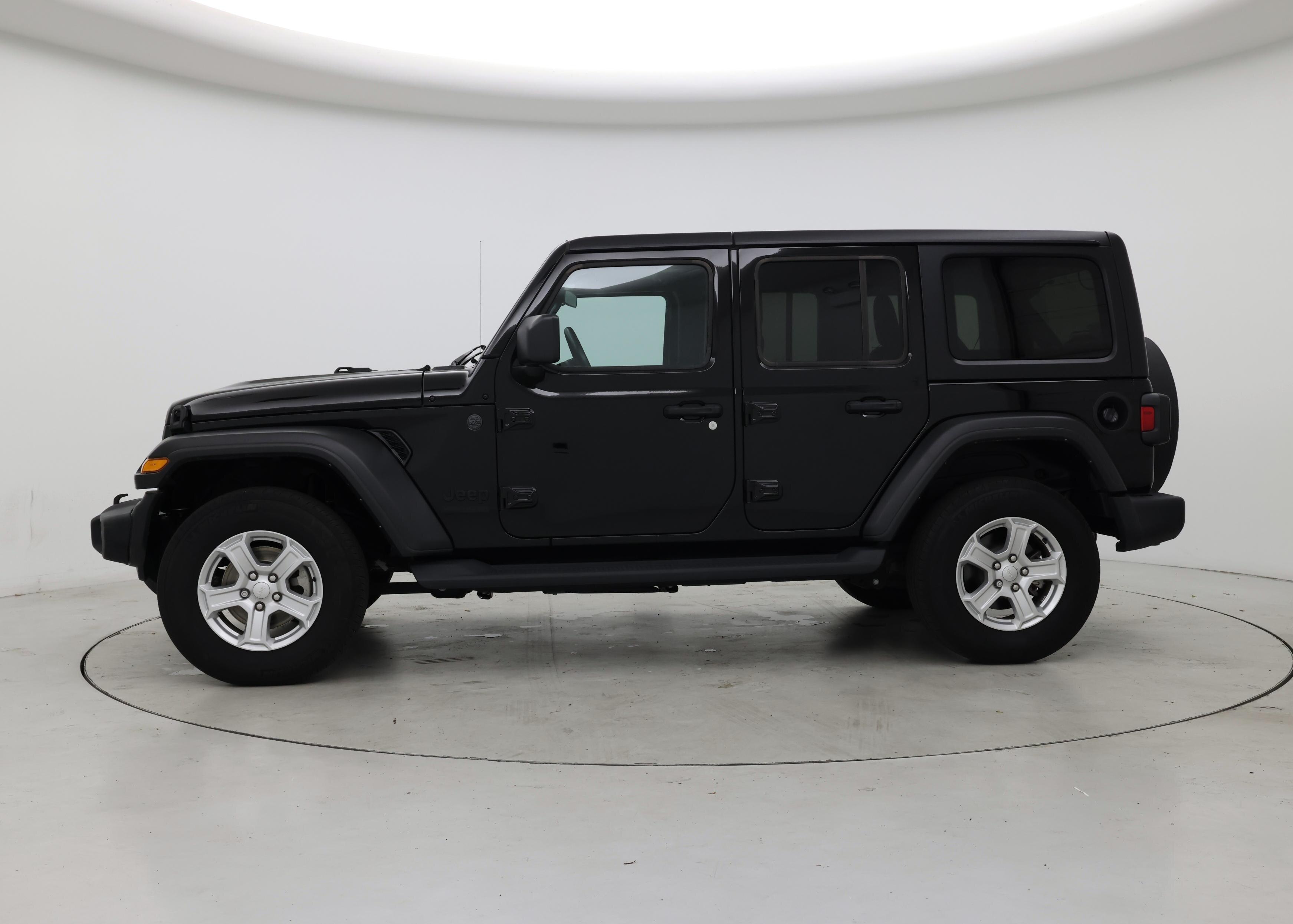 Thumbnail: 2022 Jeep Wrangler - 3