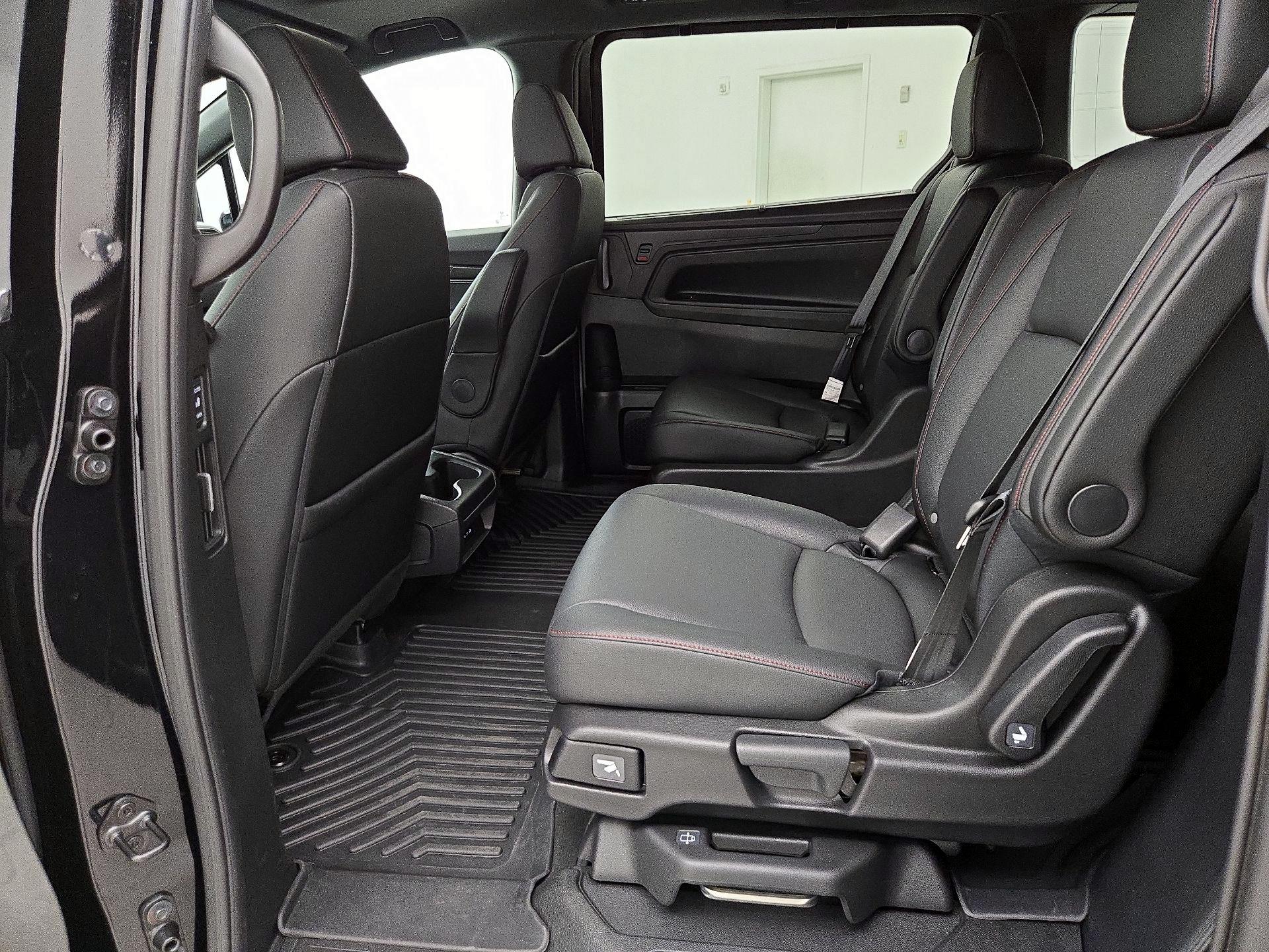 Thumbnail: 2025 Honda Odyssey - 20