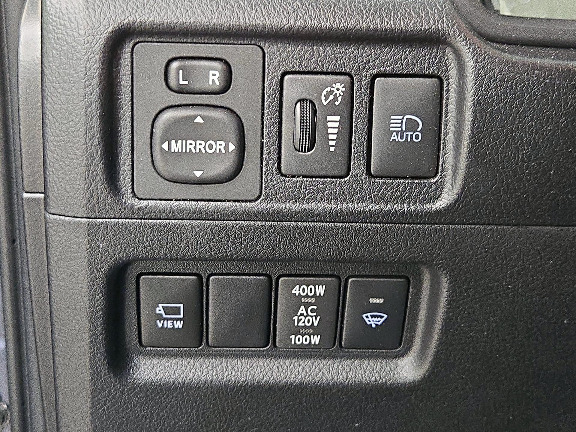 Thumbnail: 2022 Toyota 4Runner - 13