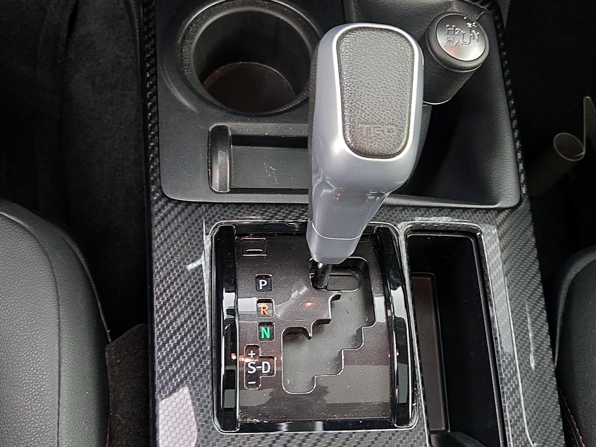 Thumbnail: 2022 Toyota 4Runner - 18