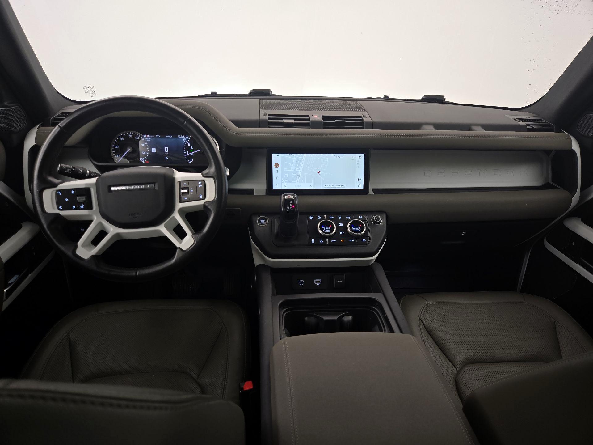 Thumbnail: 2023 Land Rover Defender - 9