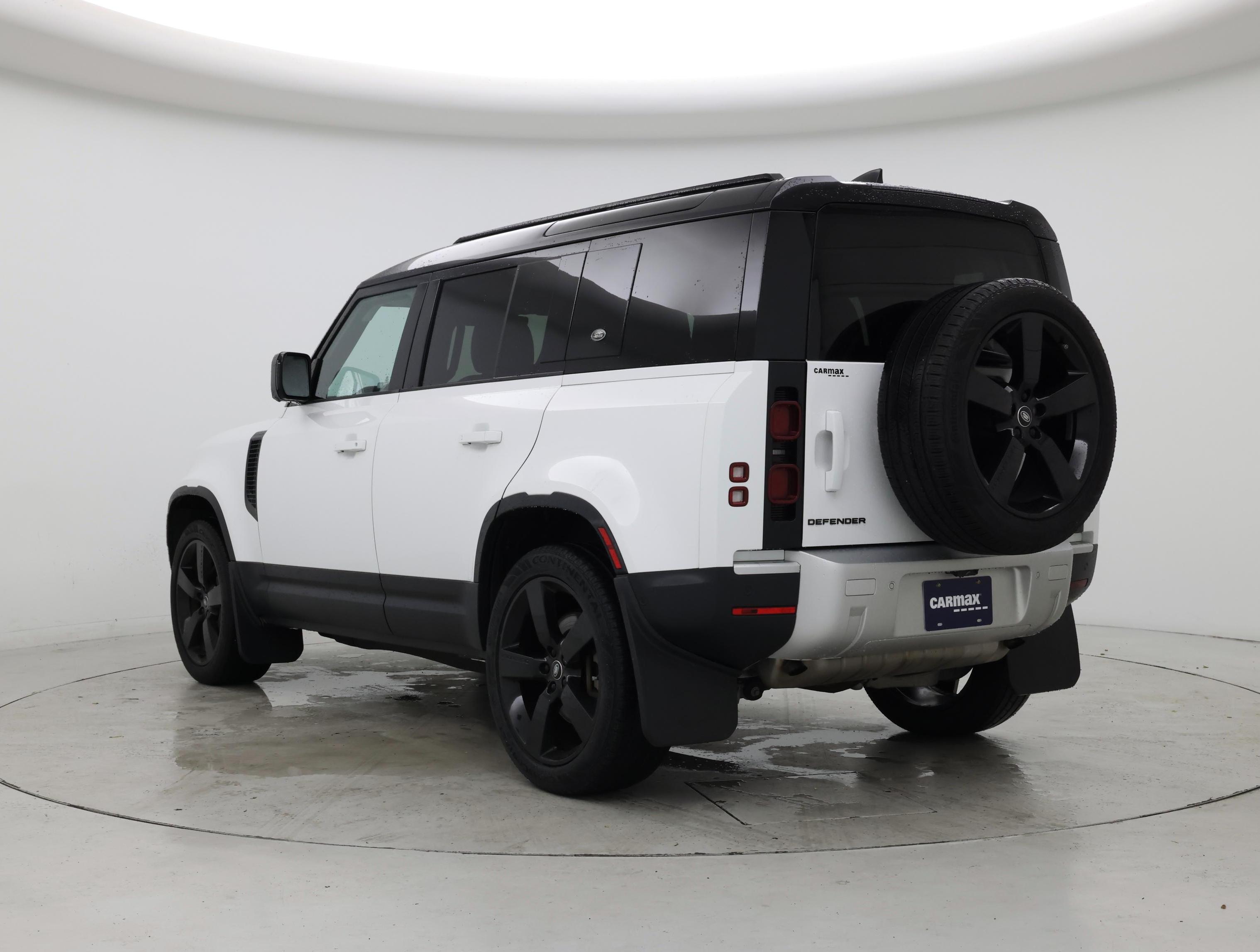 Thumbnail: 2023 Land Rover Defender - 2