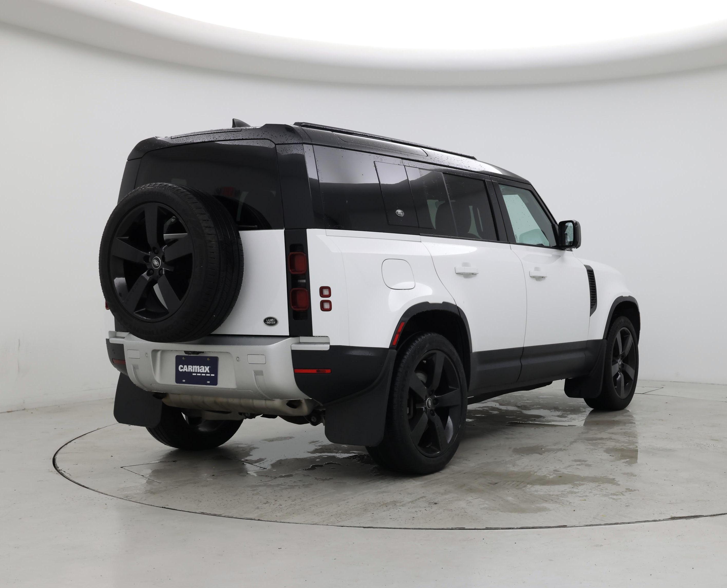 Thumbnail: 2023 Land Rover Defender - 8