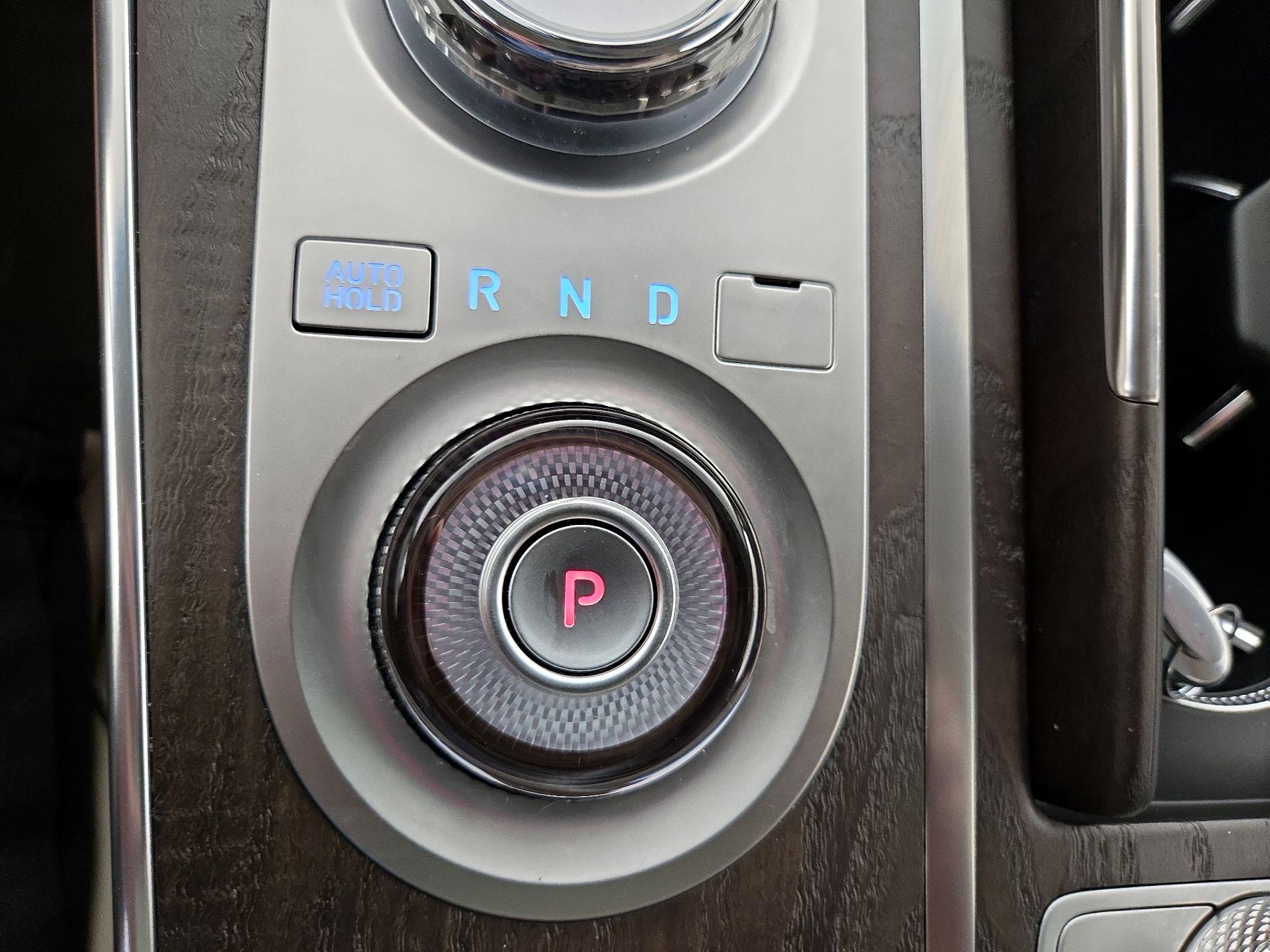 Thumbnail: 2024 Genesis GV80 - 18