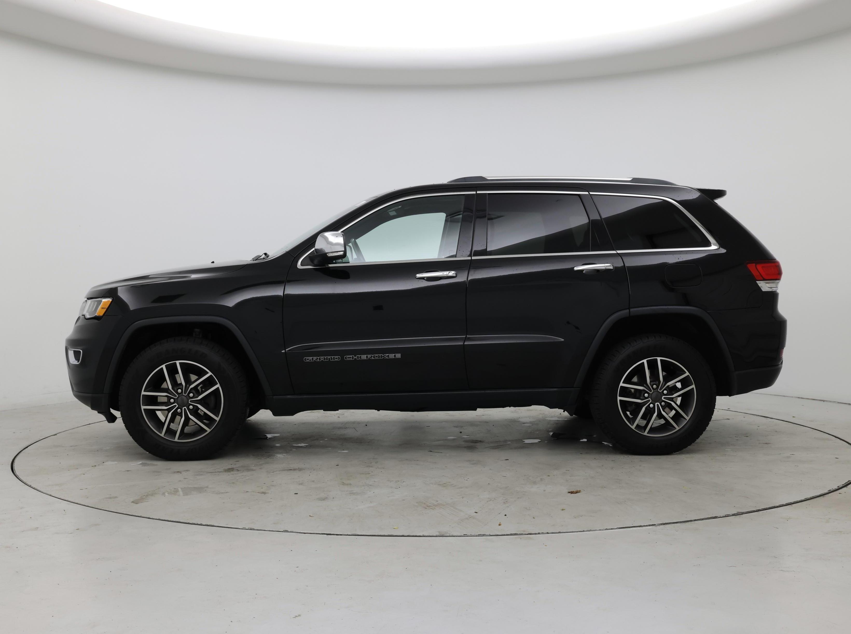 Thumbnail: 2020 Jeep Grand Cherokee - 3