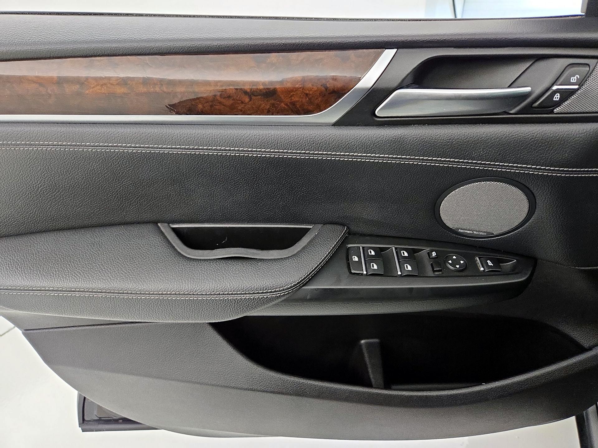 Thumbnail: 2017 BMW X3 - 12