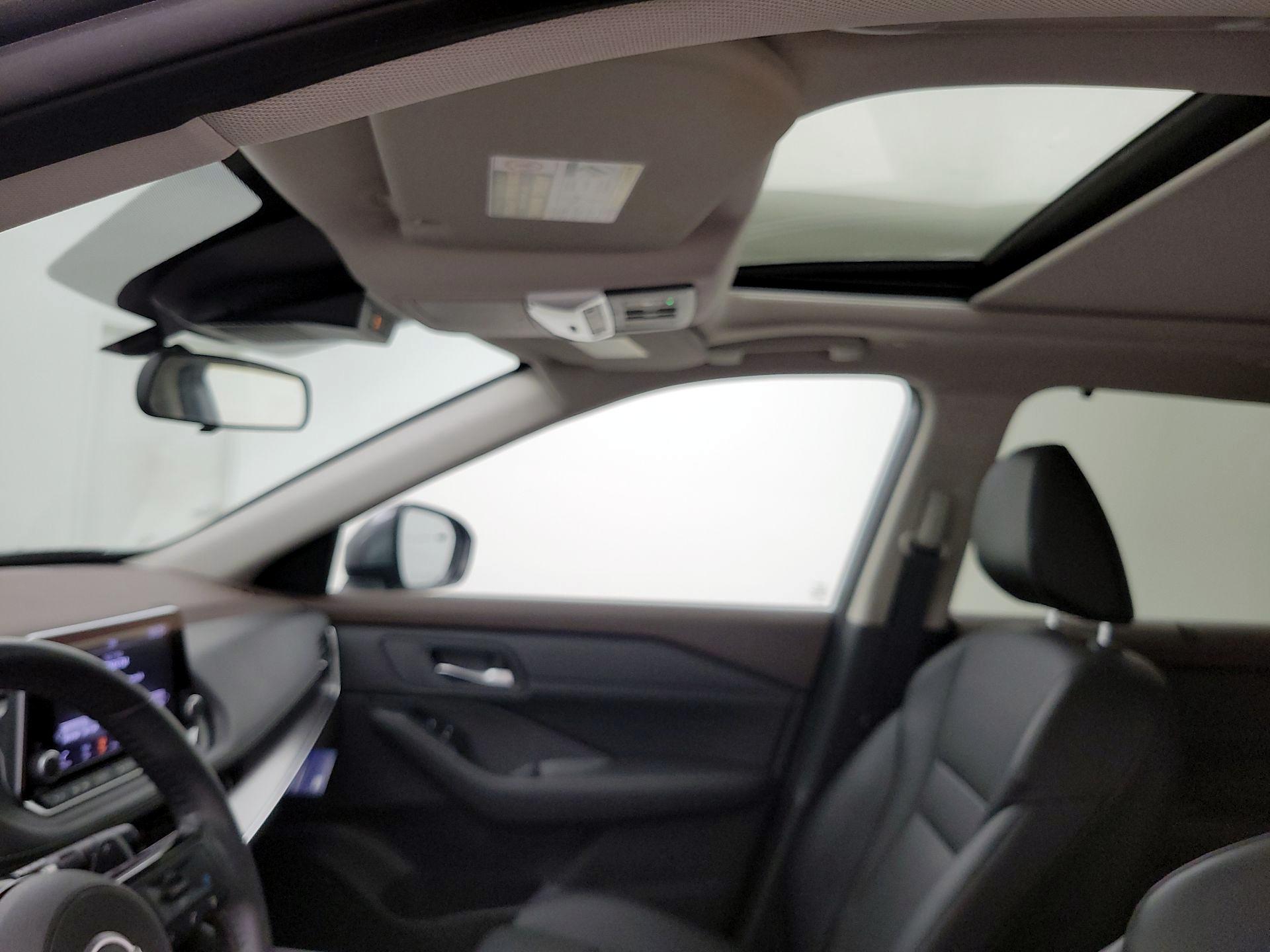 Thumbnail: 2023 Nissan Rogue - 19