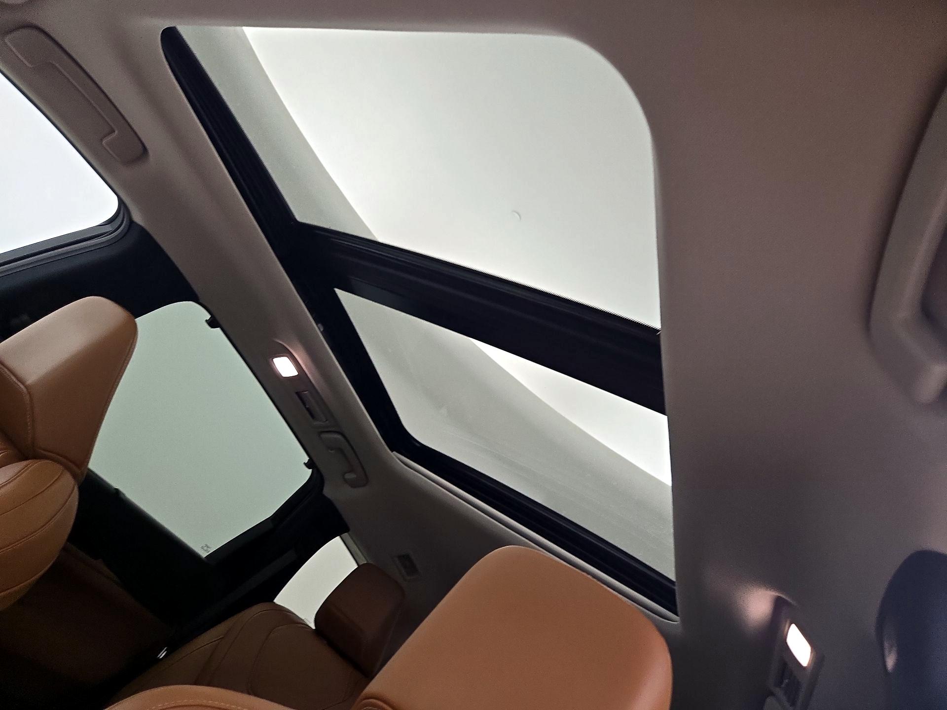 Thumbnail: 2023 INFINITI QX60 - 20
