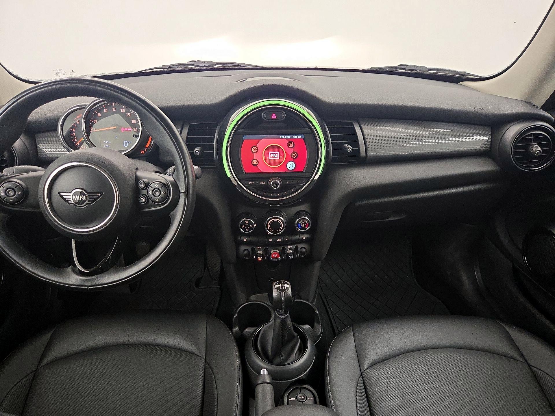 Thumbnail: 2019 MINI Cooper Hardtop - 9
