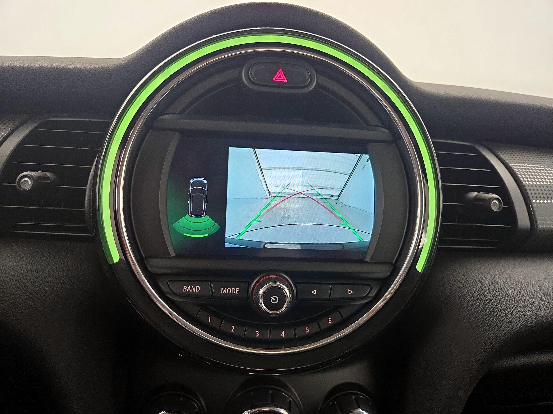 Thumbnail: 2019 MINI Cooper Hardtop - 14
