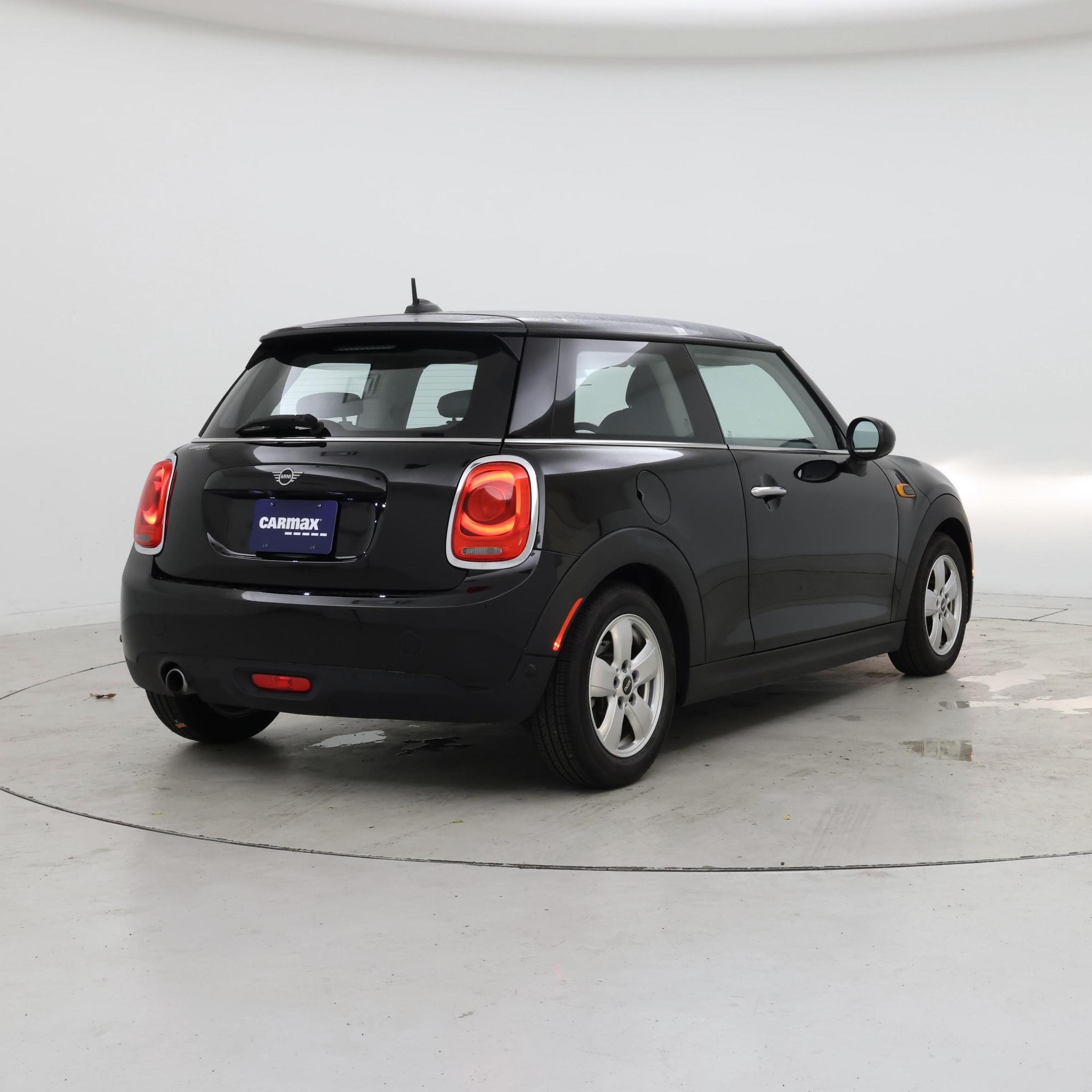 Thumbnail: 2019 MINI Cooper Hardtop - 8