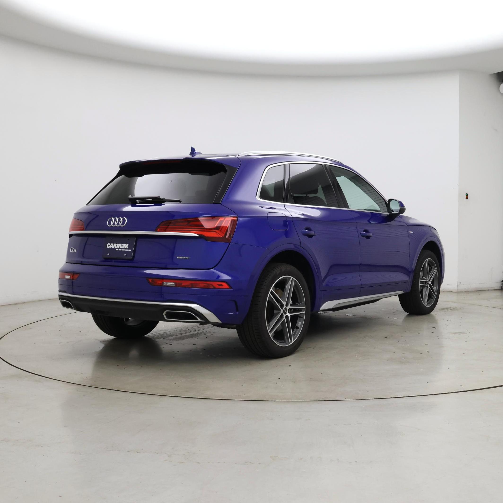 Thumbnail: 2025 Audi Q5 - 8