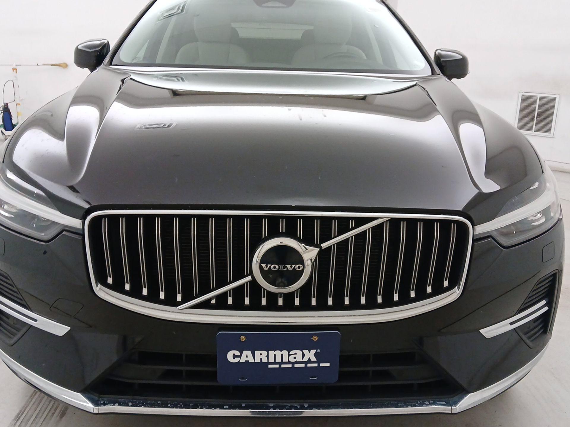 Thumbnail: 2023 Volvo XC60 - 2