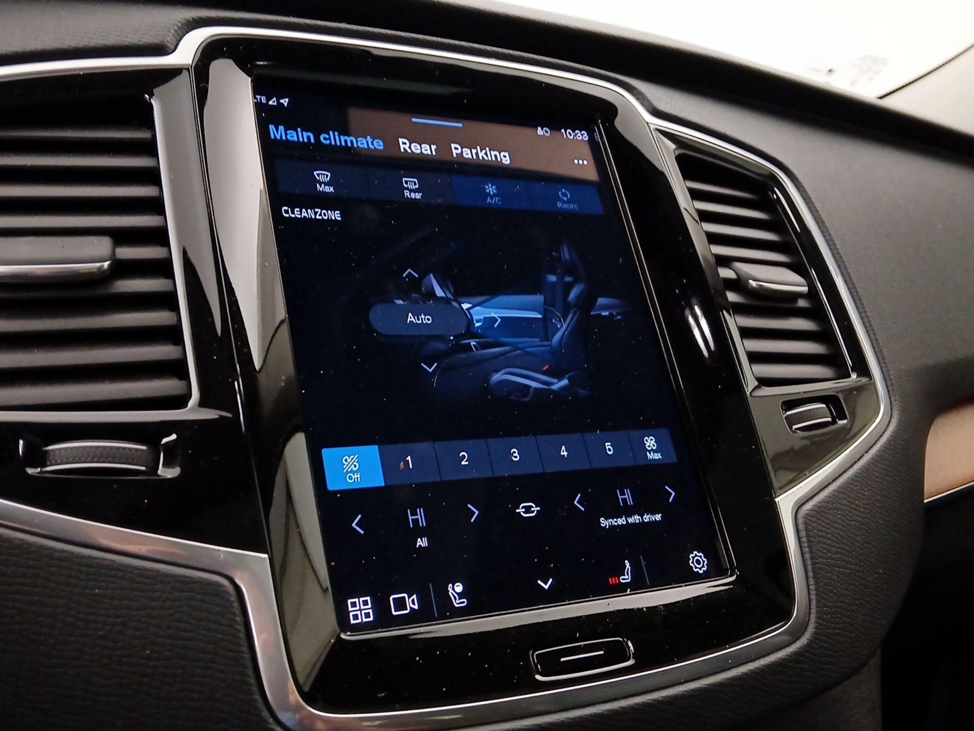 Thumbnail: 2023 Volvo XC90 - 16