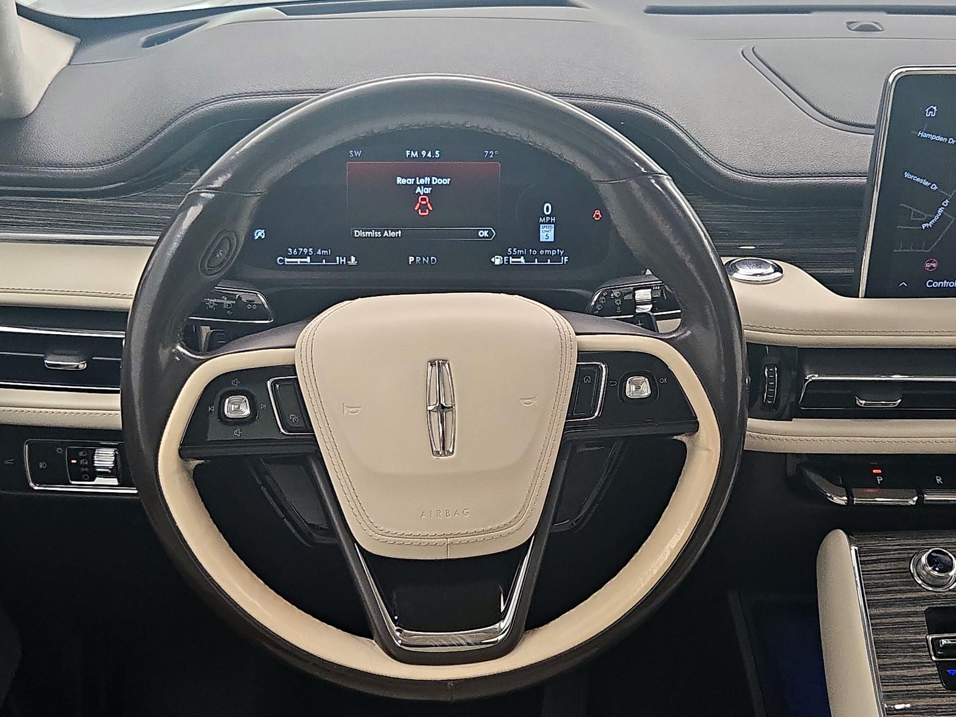 Thumbnail: 2022 Lincoln Aviator - 10