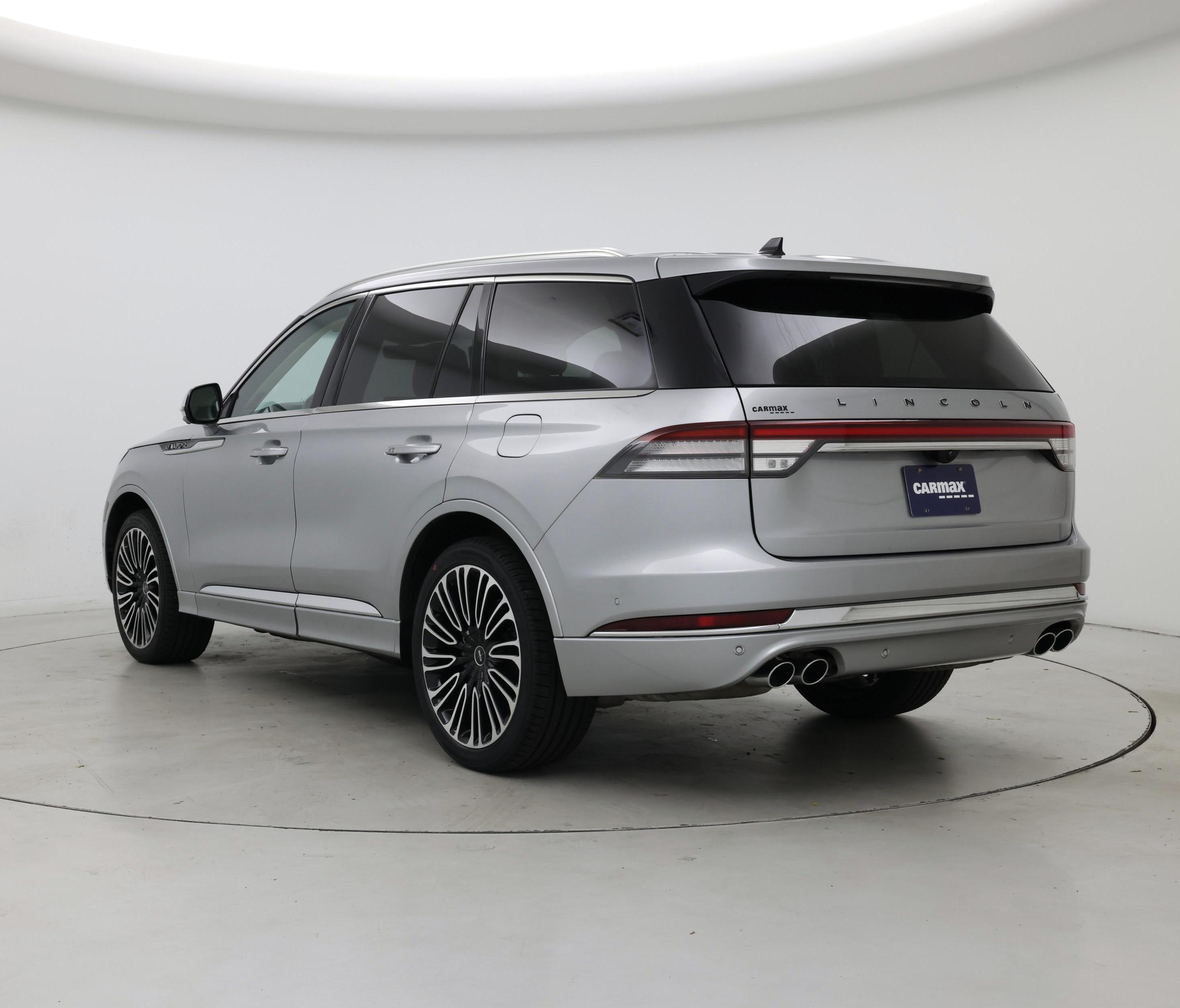 Thumbnail: 2022 Lincoln Aviator - 2