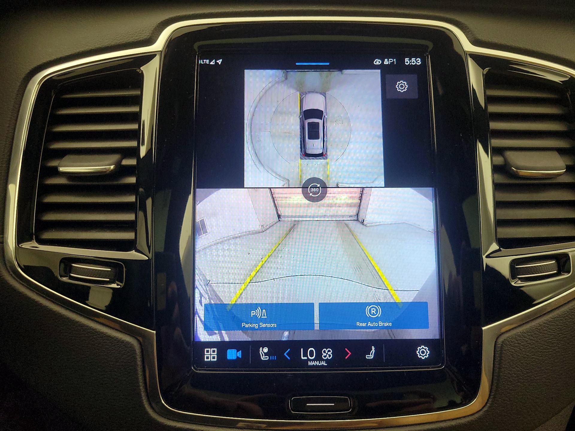 Thumbnail: 2024 Volvo XC90 - 15