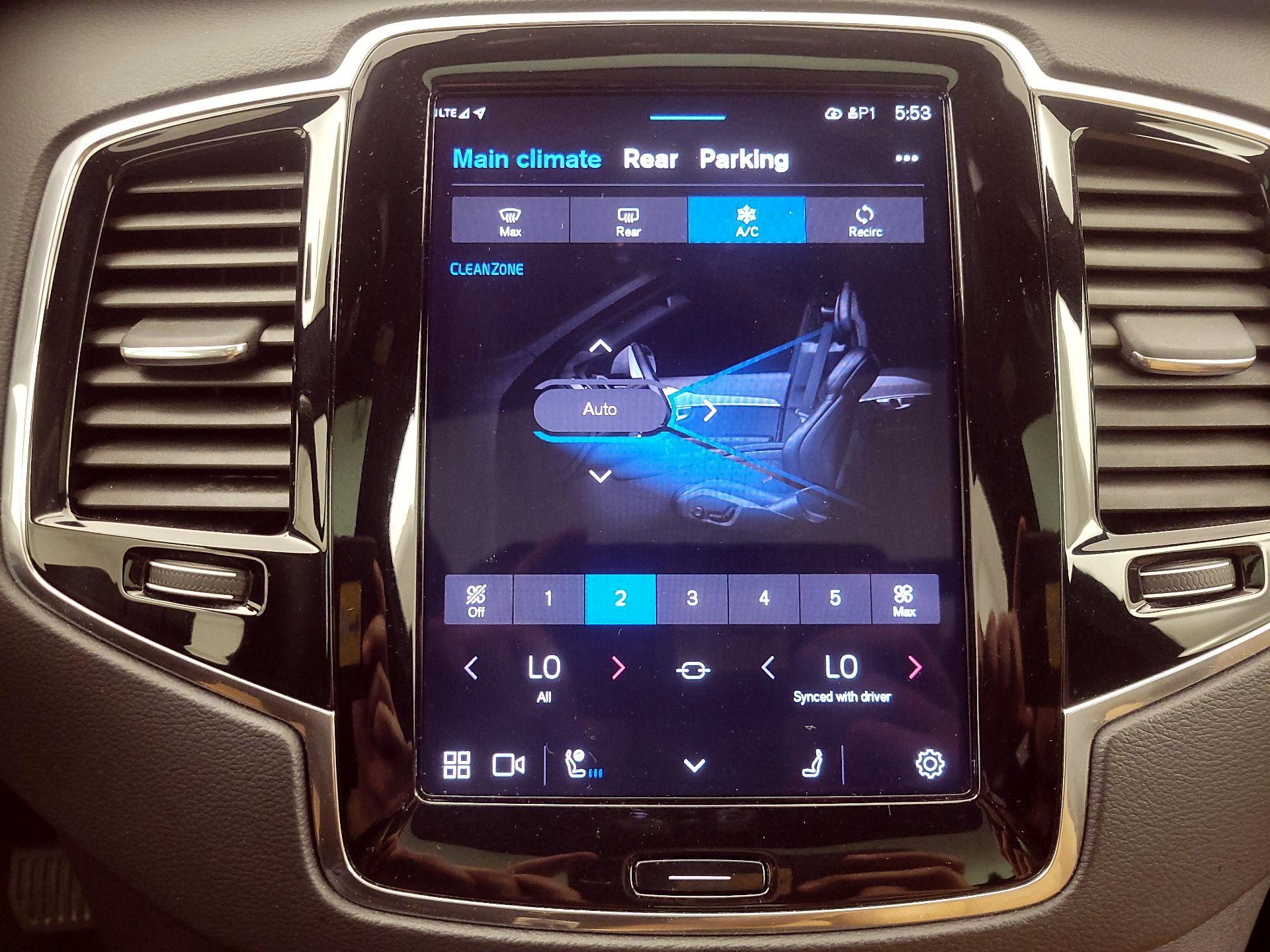 Thumbnail: 2024 Volvo XC90 - 17