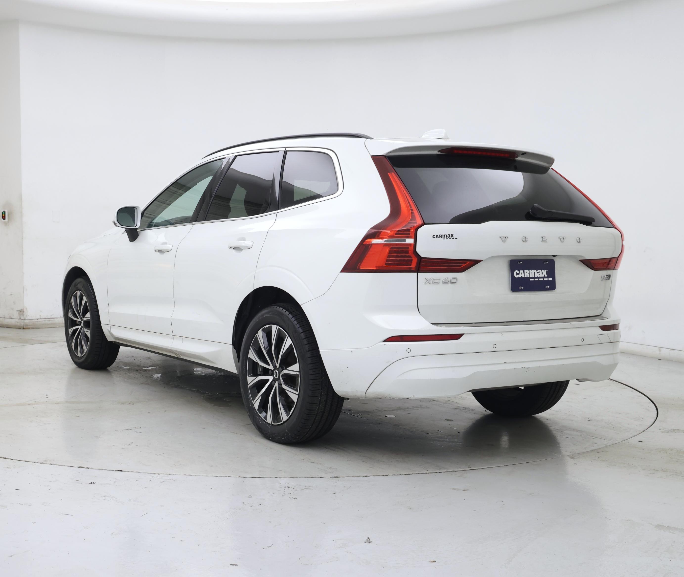 Thumbnail: 2023 Volvo XC60 - 2